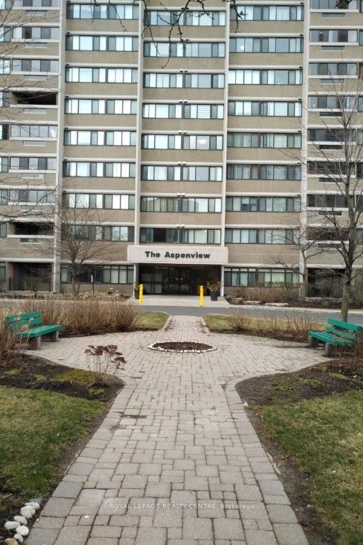 50 Elm Drive E #1209