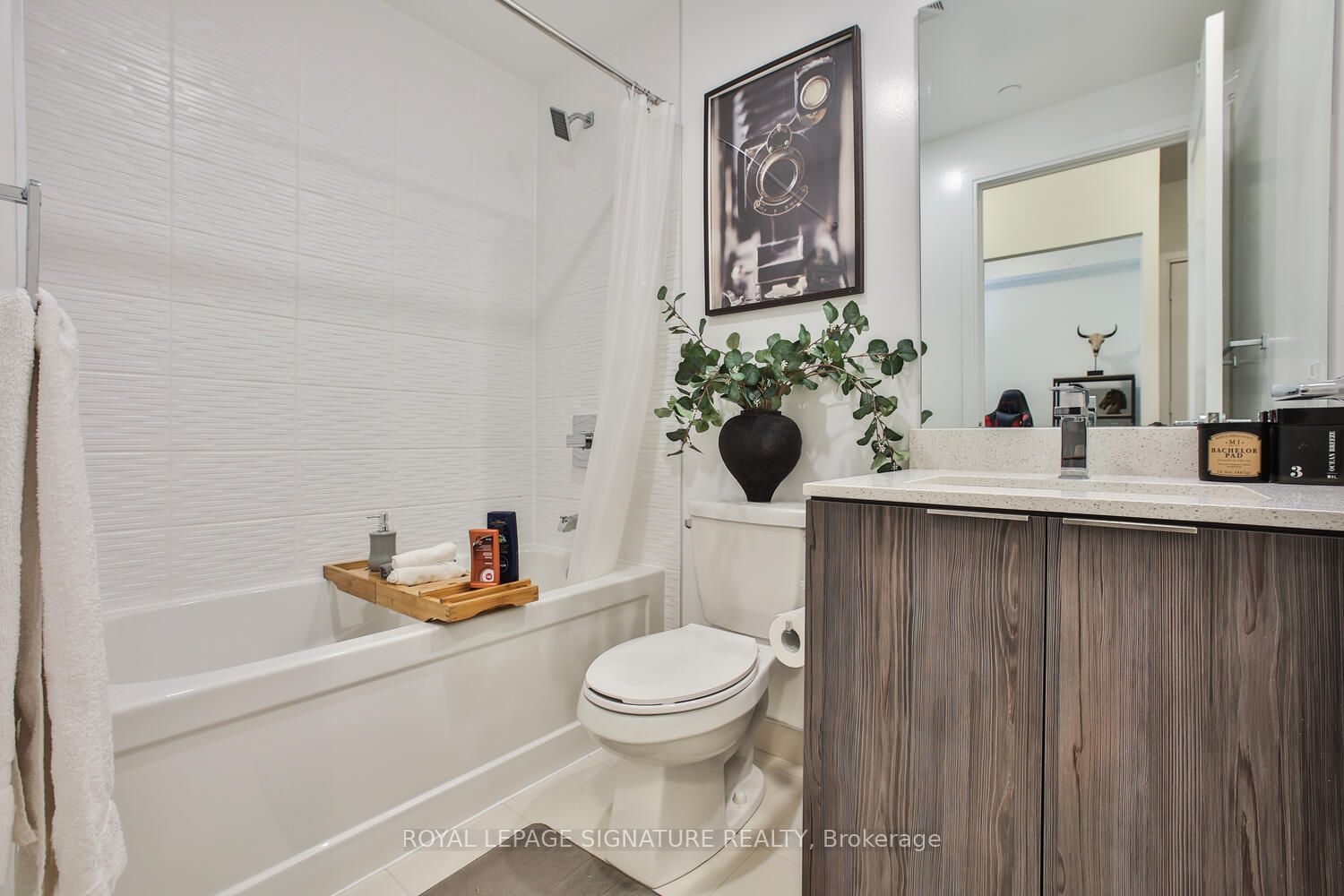 70 Annie Craig Drive #3203