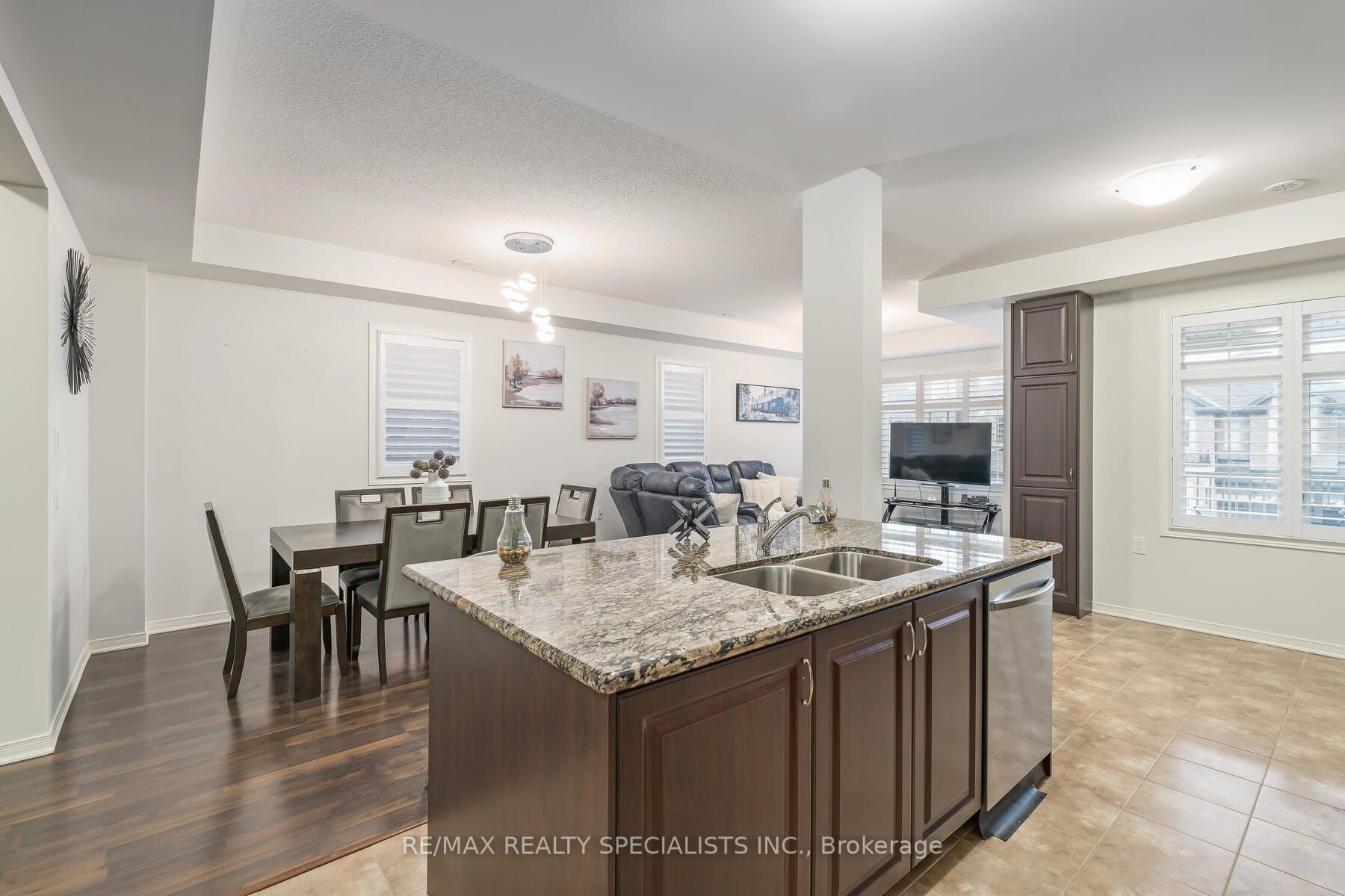 78 Deer Ridge Tr