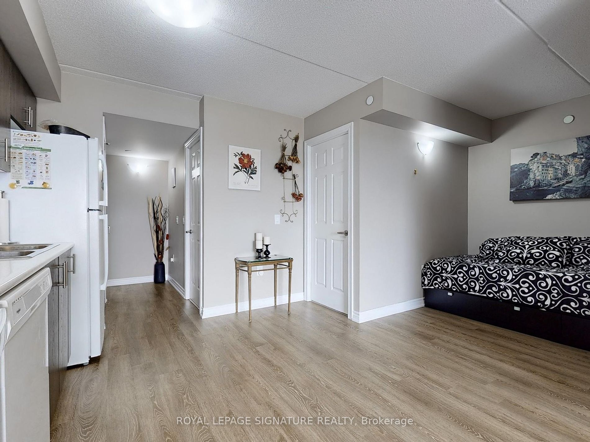 716 Main Street E, #505