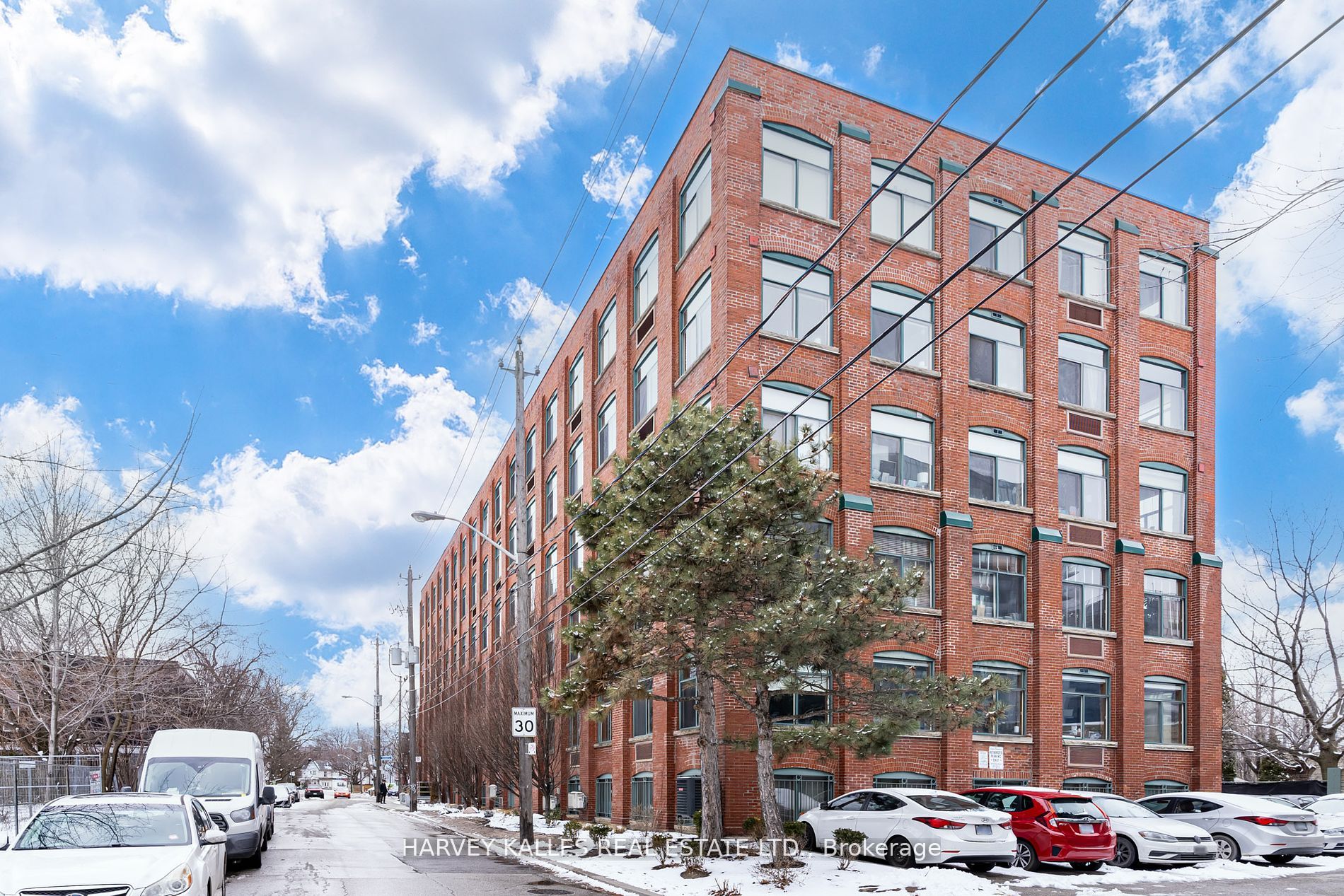 24 Noble Street #304