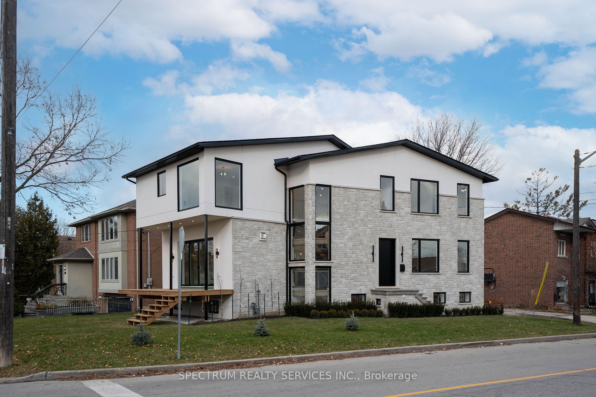 102 Stayner Ave