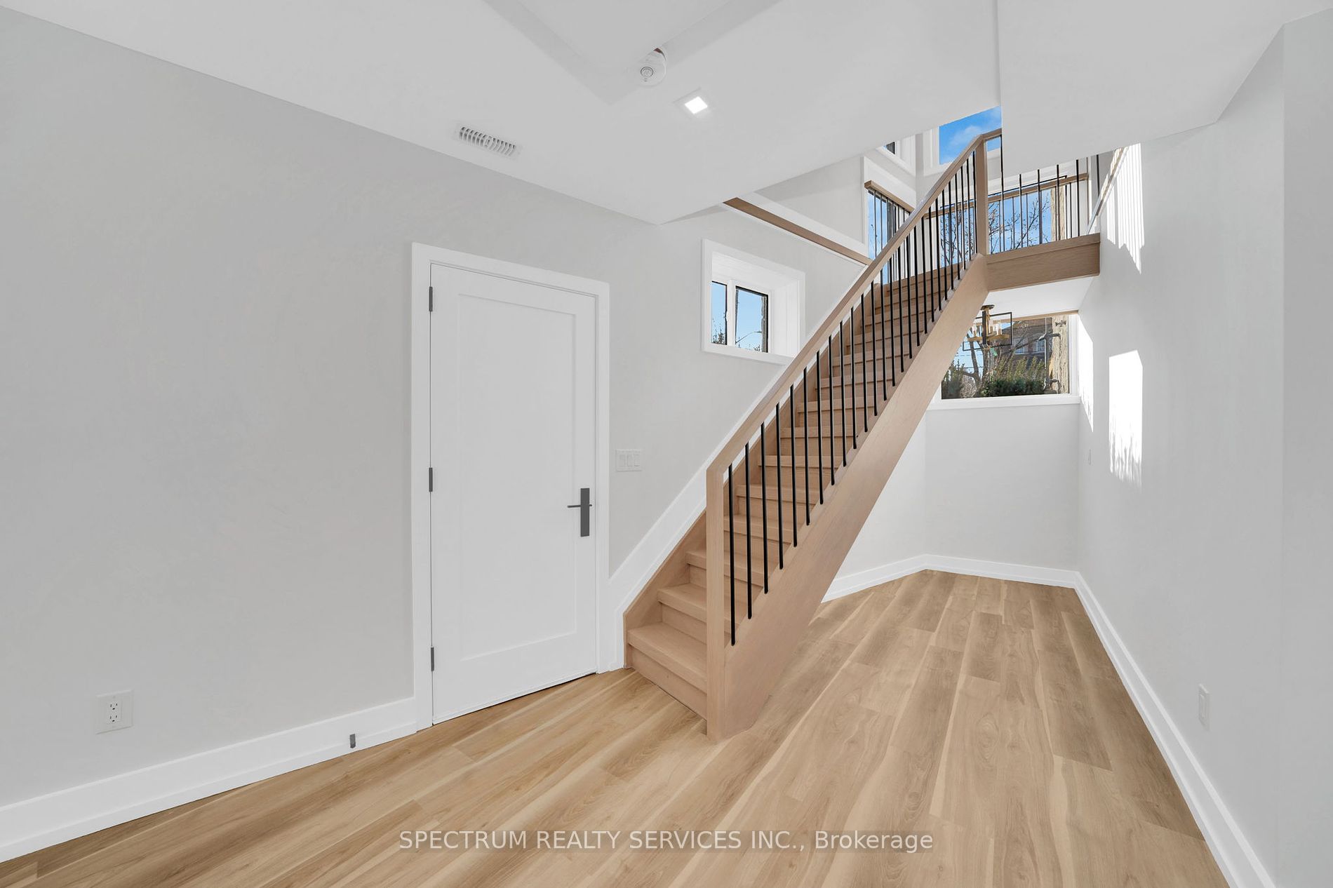 102 Stayner Ave