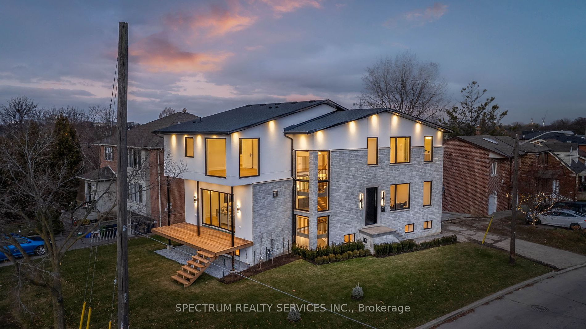 102 Stayner Ave