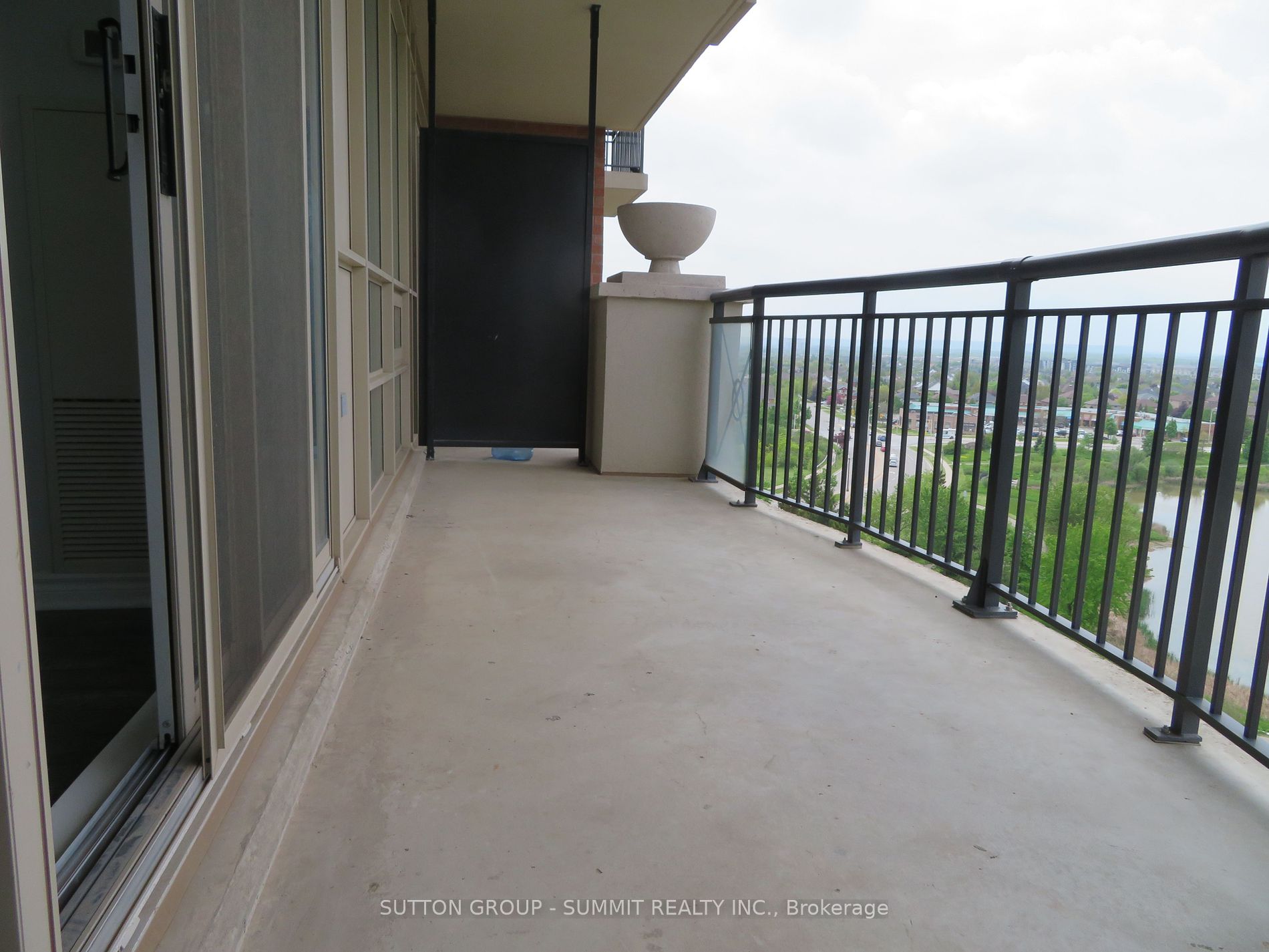 2325 Central Park Drive, #1001