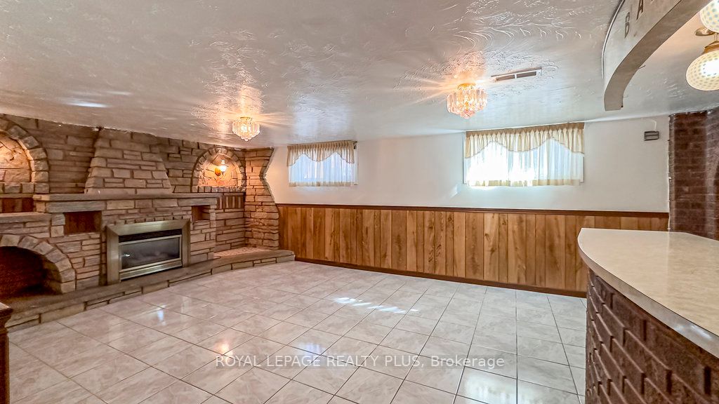 429 Lanor Ave