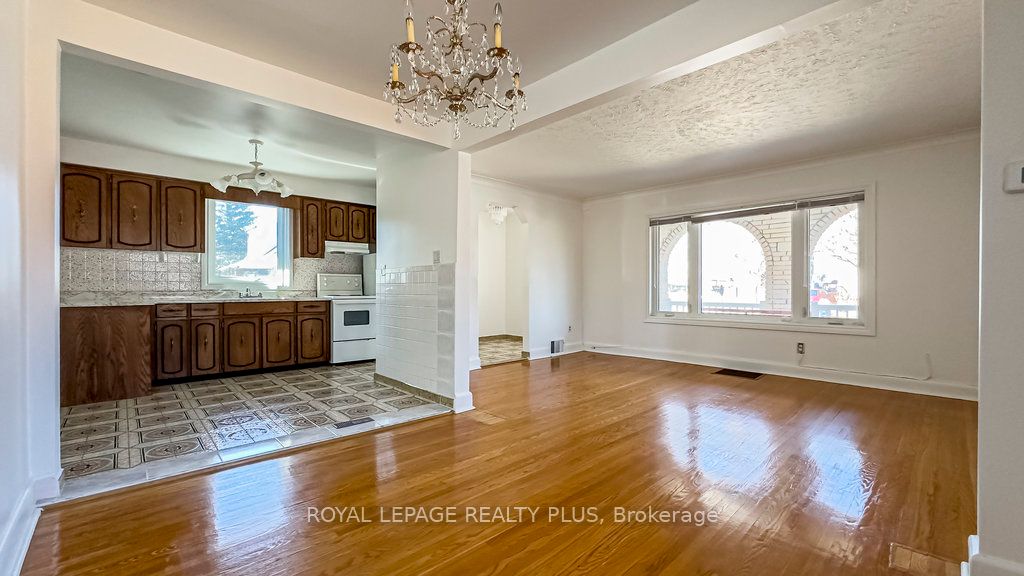 429 Lanor Ave