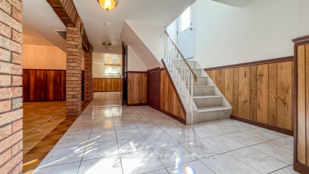 429 Lanor Ave