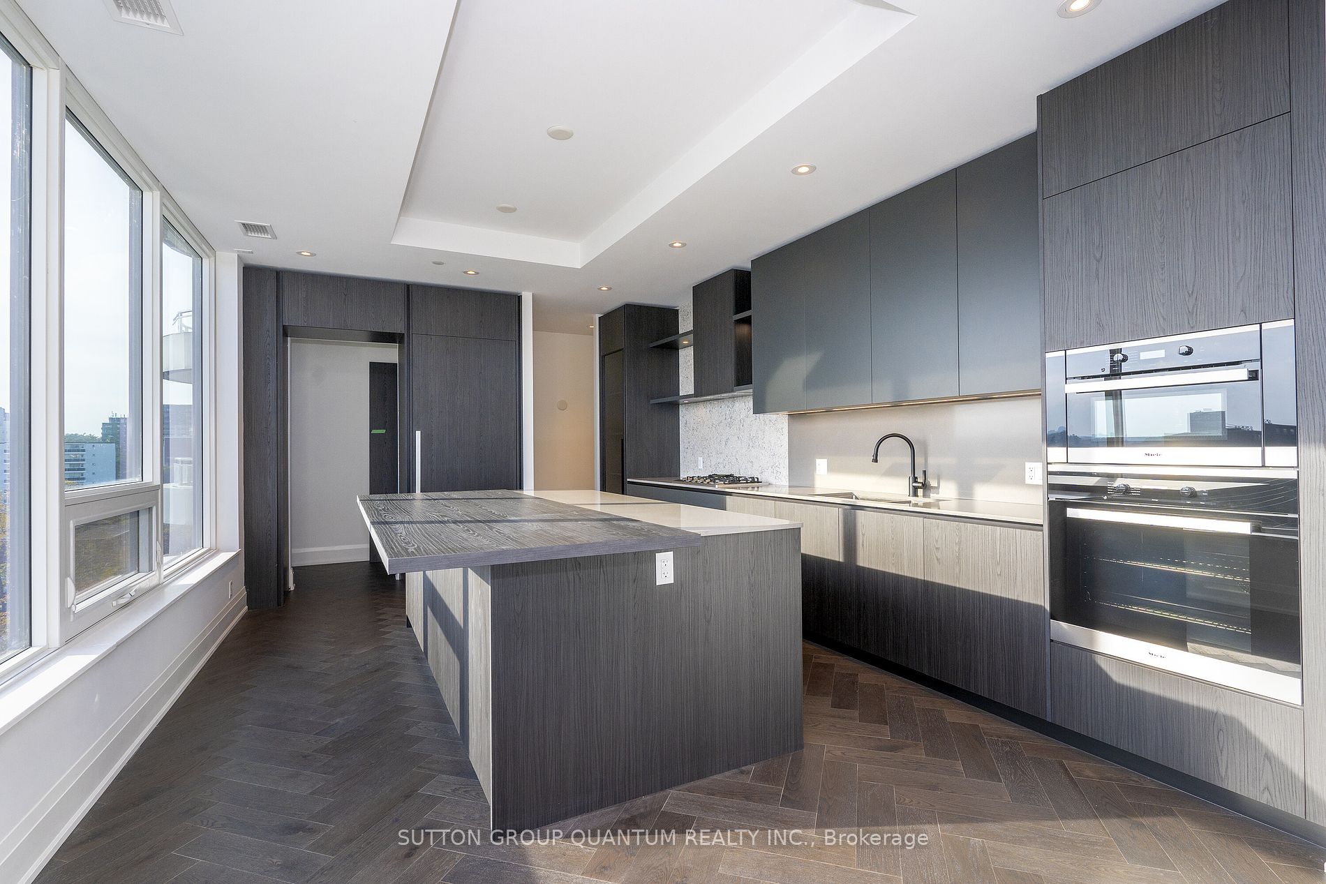 55 Port Street E, #602