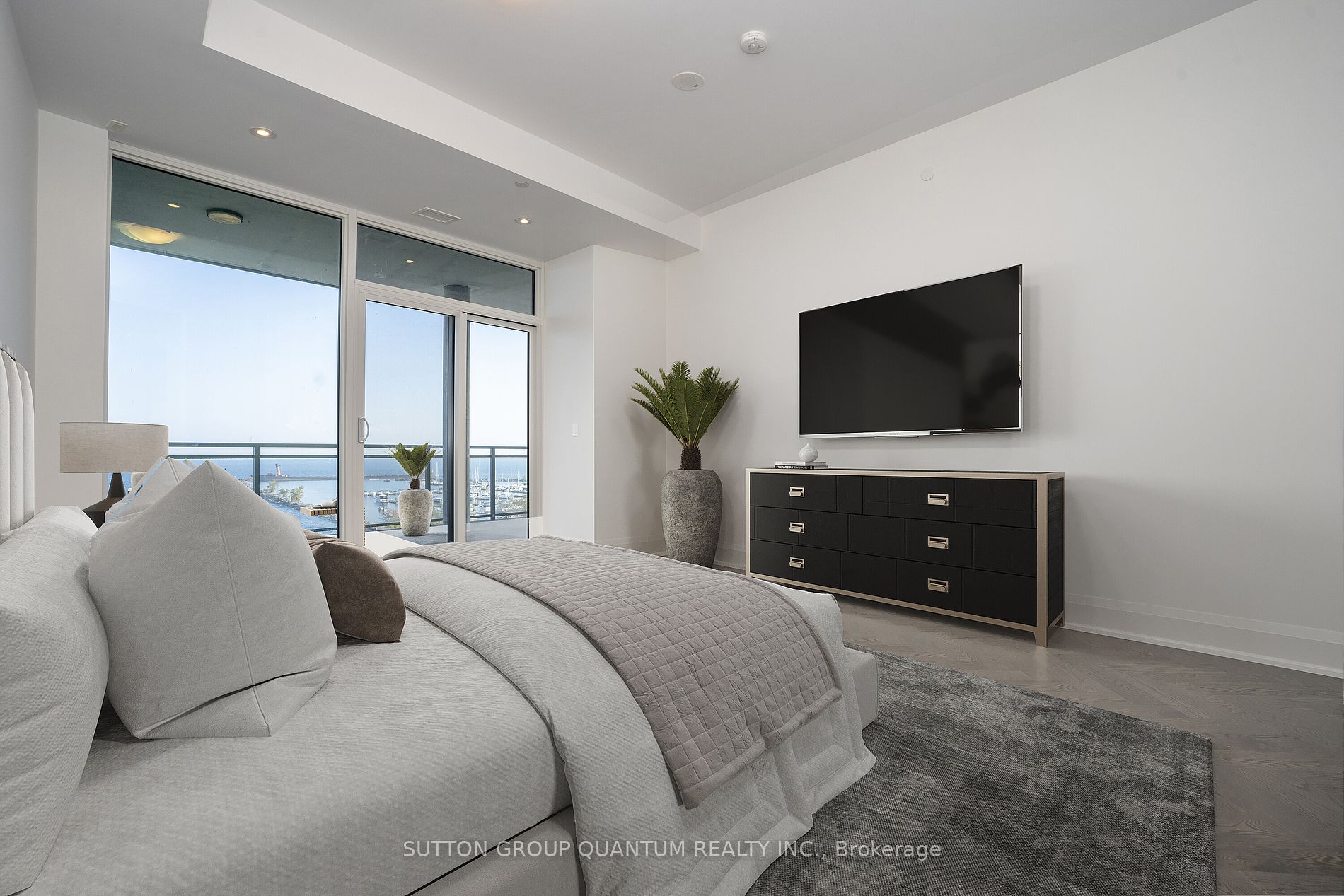 55 Port Street E, #602