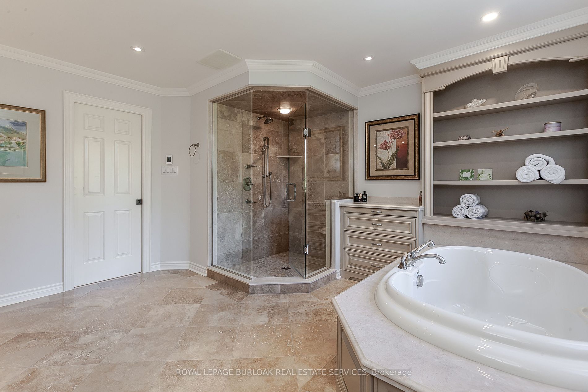 2312 Hoover Court