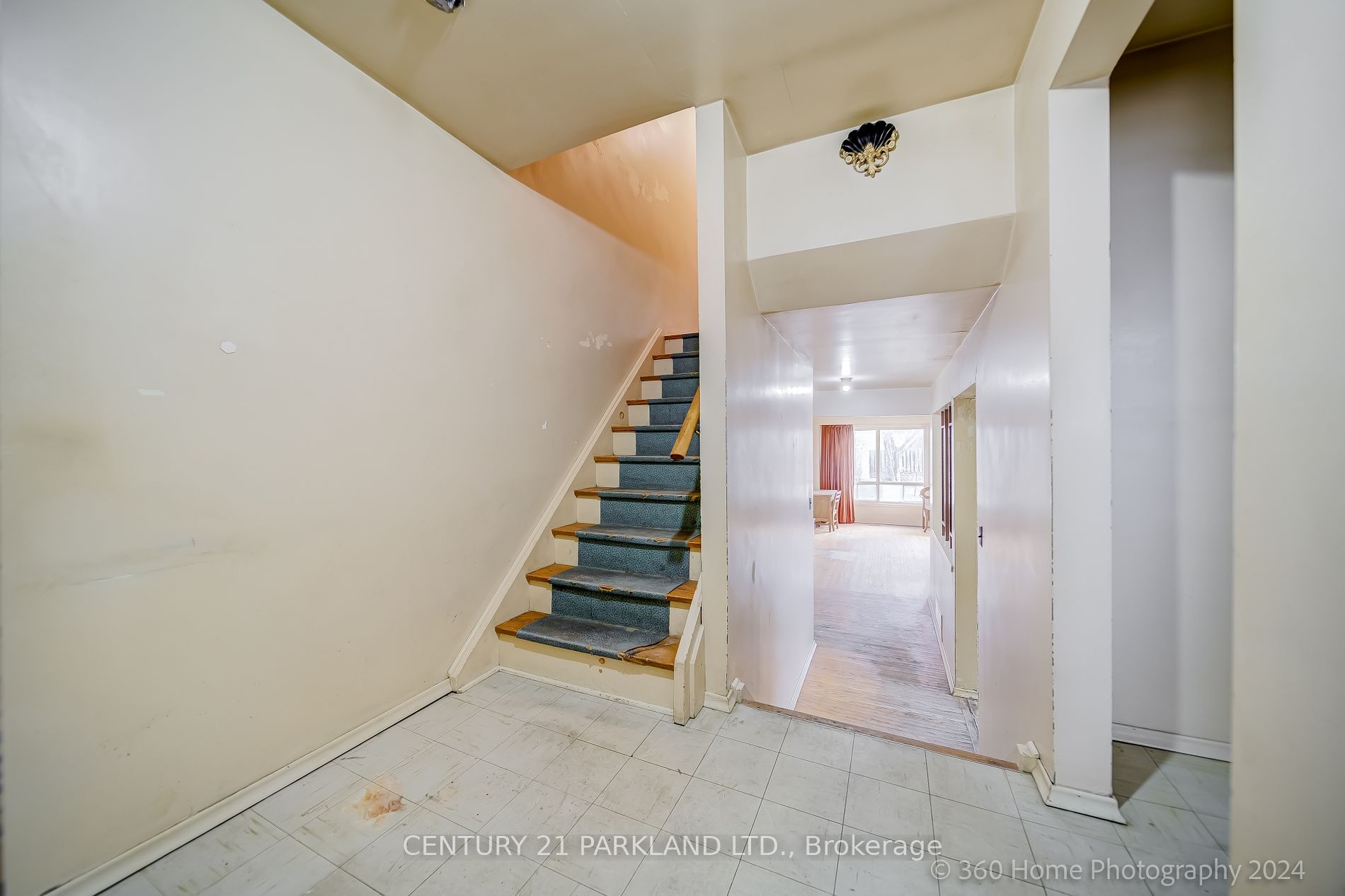 55 Pearldale Avenue