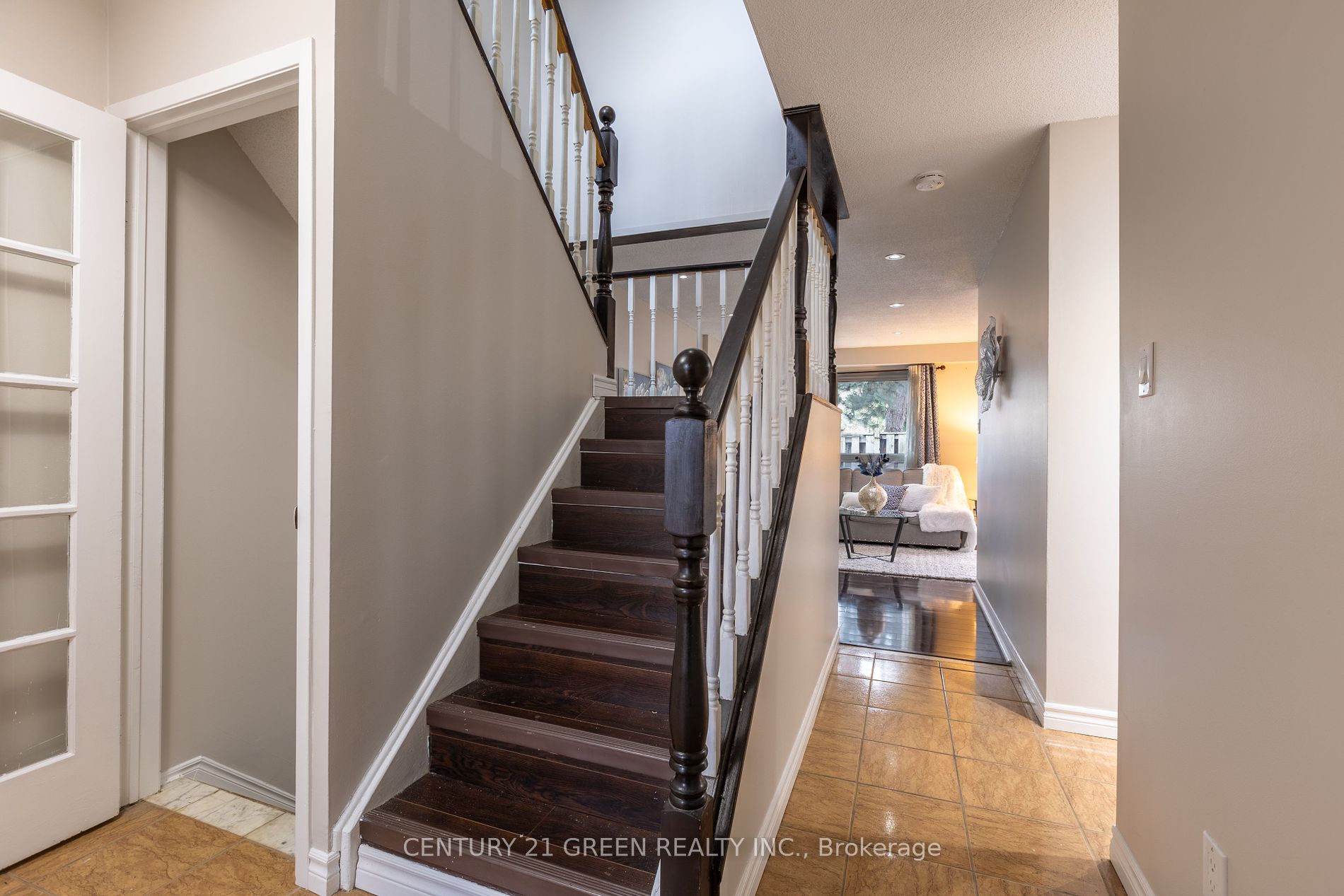 3125 Fifth Line W, #78