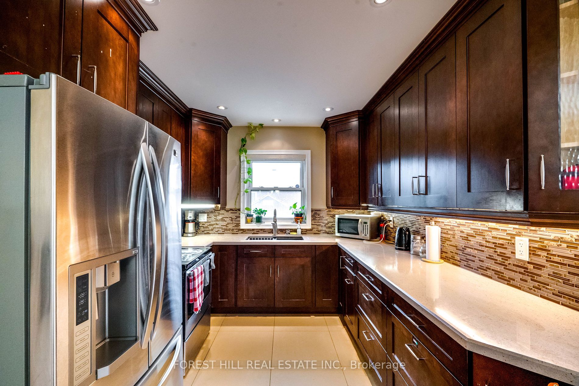 12 Glen Agar Drive