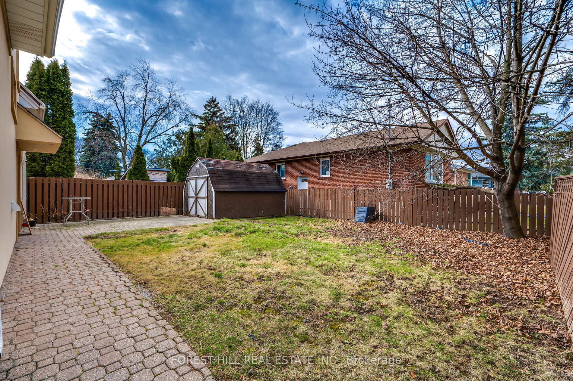12 Glen Agar Drive