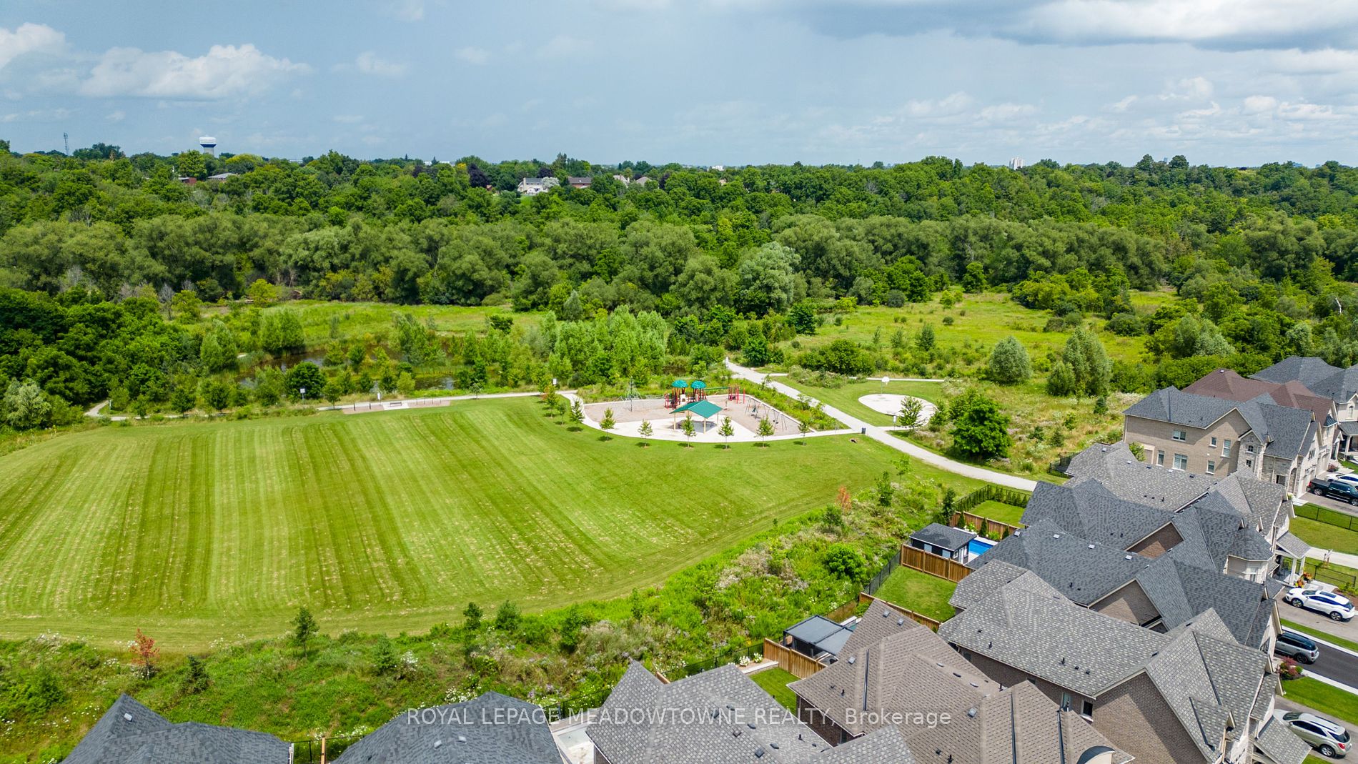 37 West Branch Drive