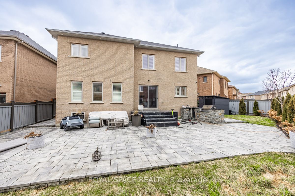 21 Belgium Crescent