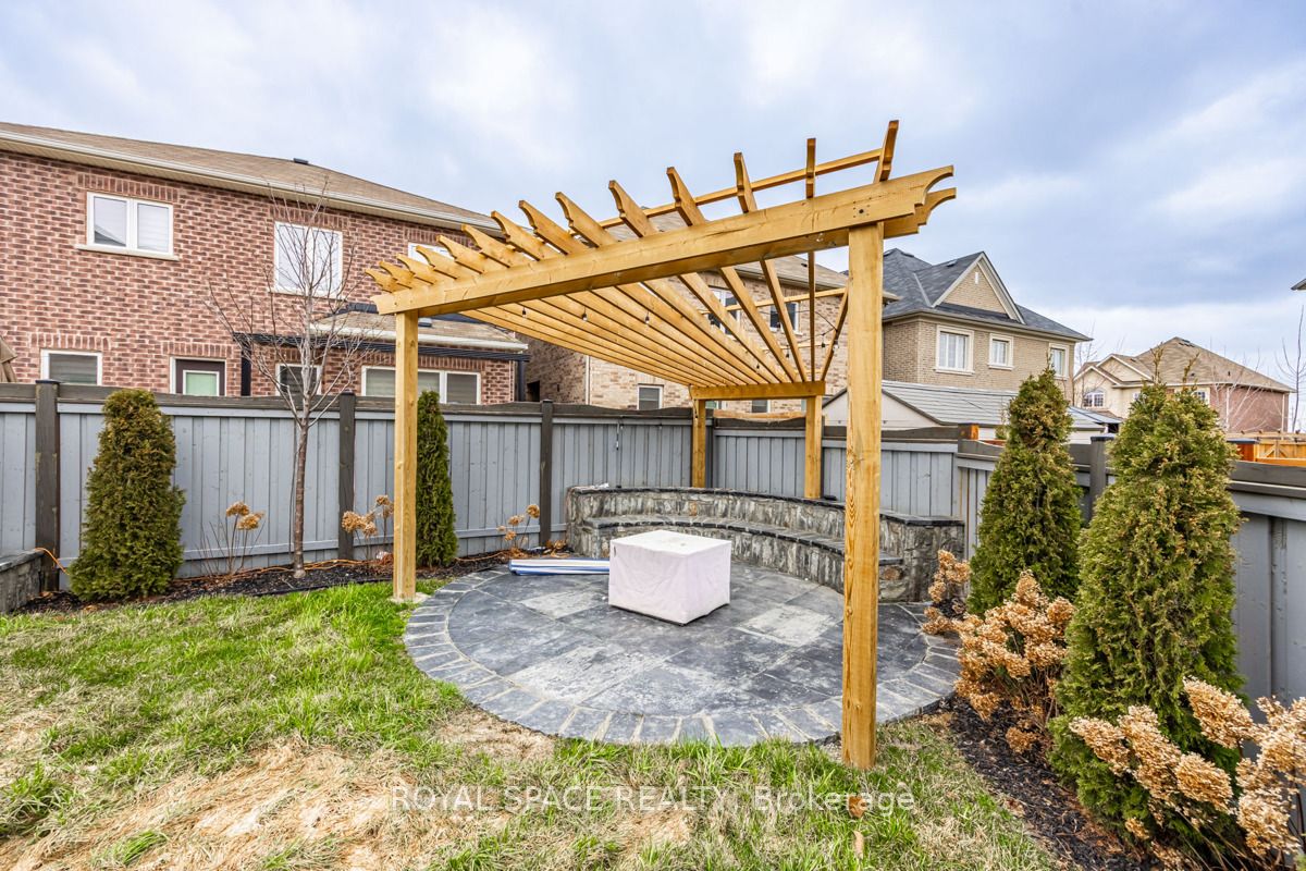 21 Belgium Crescent