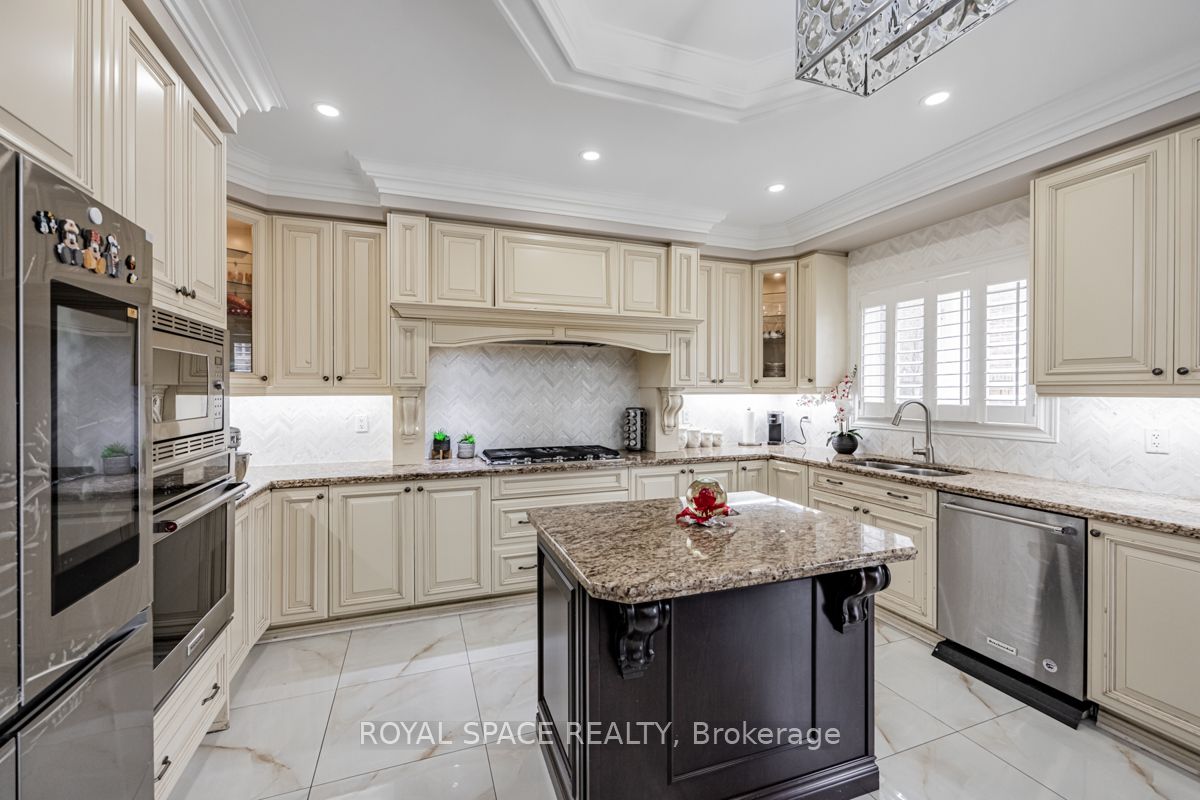 21 Belgium Crescent