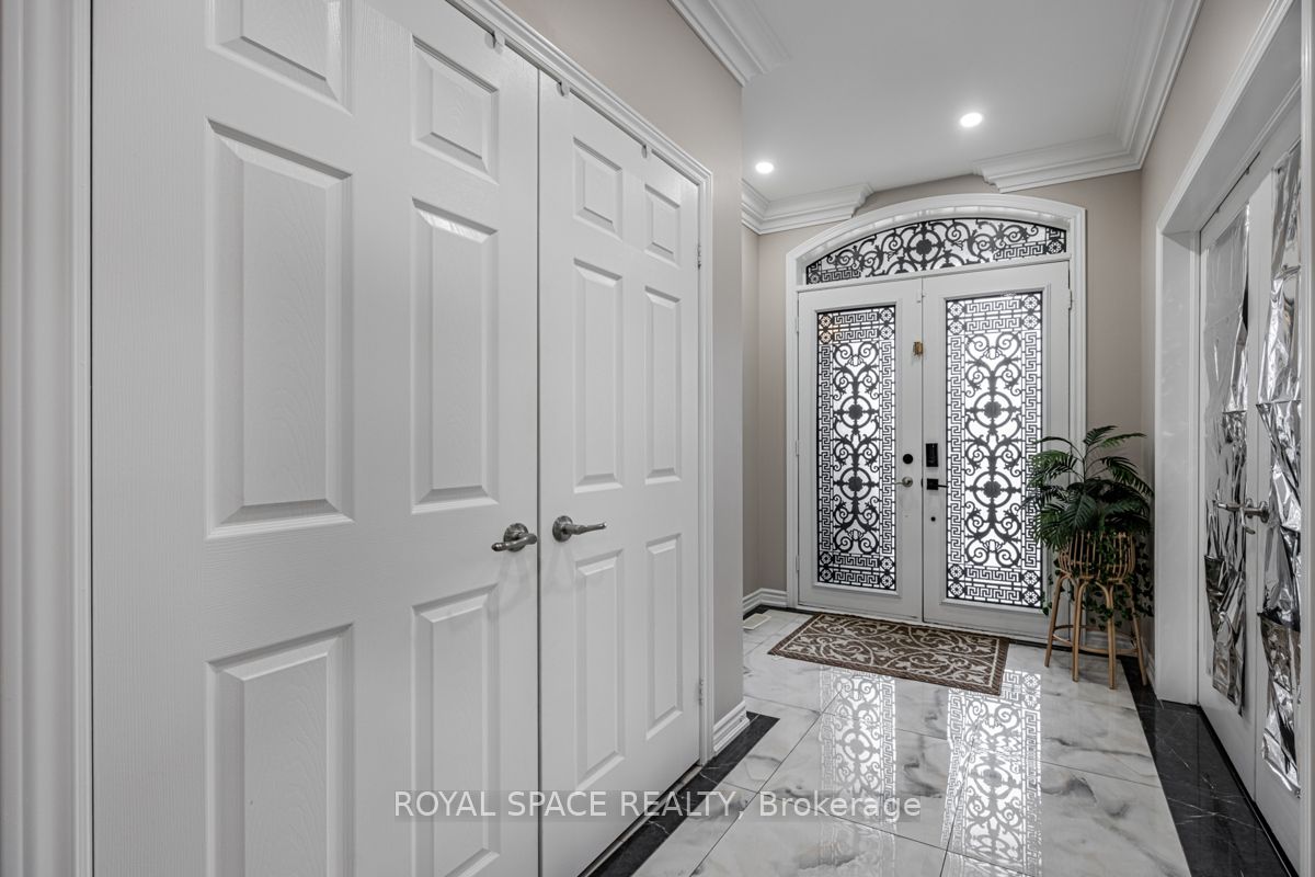 21 Belgium Crescent