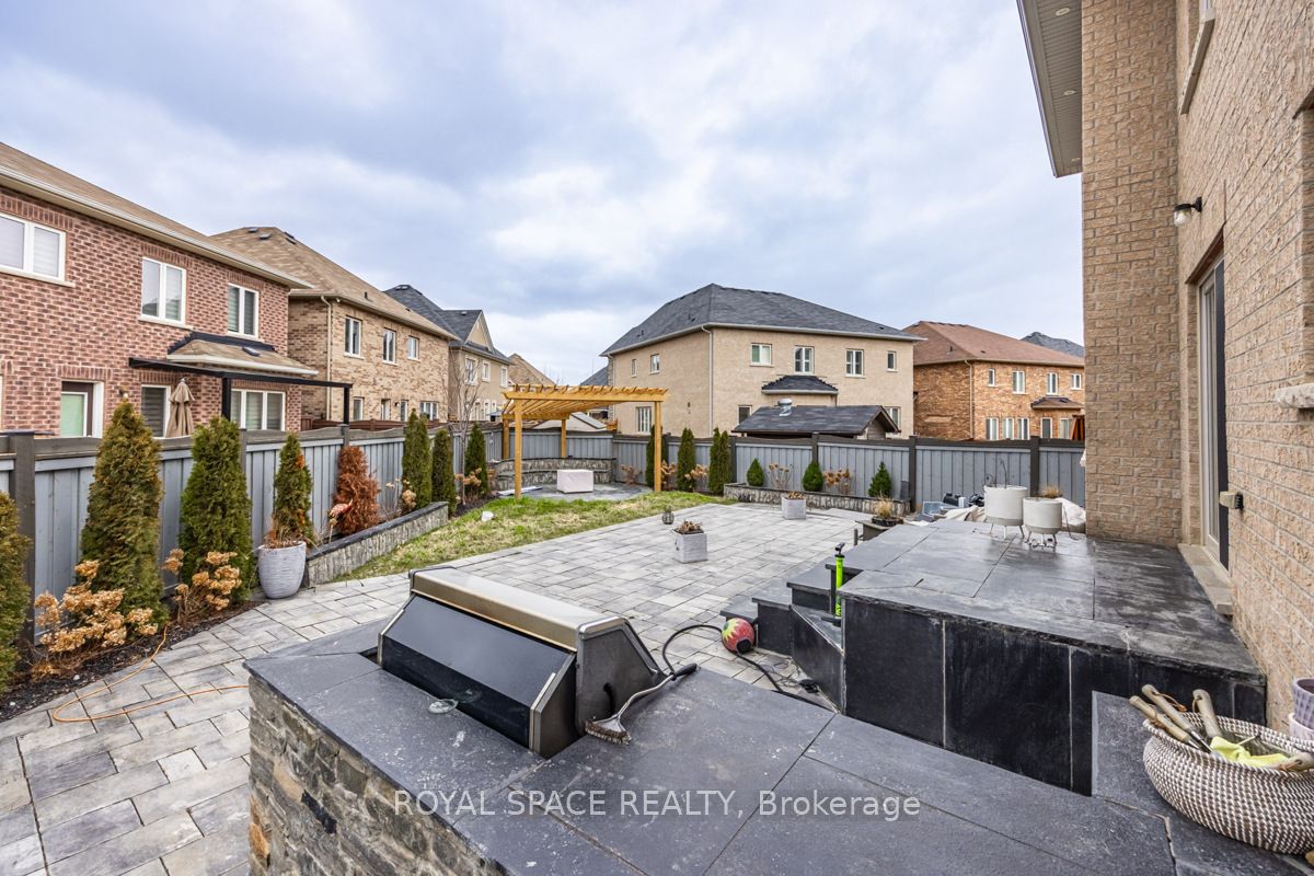21 Belgium Crescent