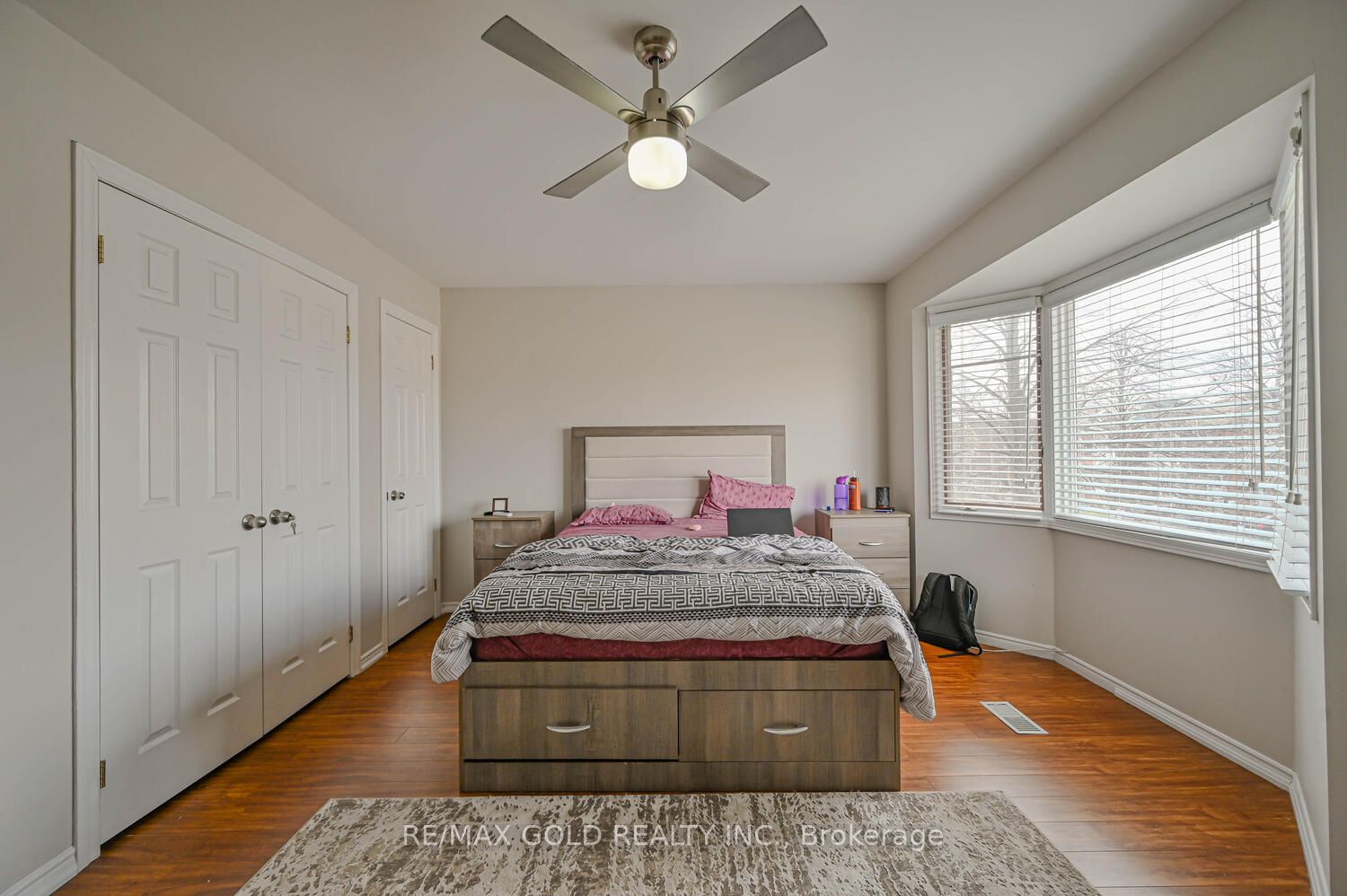 24 Softneedle Ave