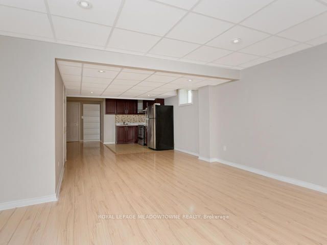 960 Philbrook Drive #Lower