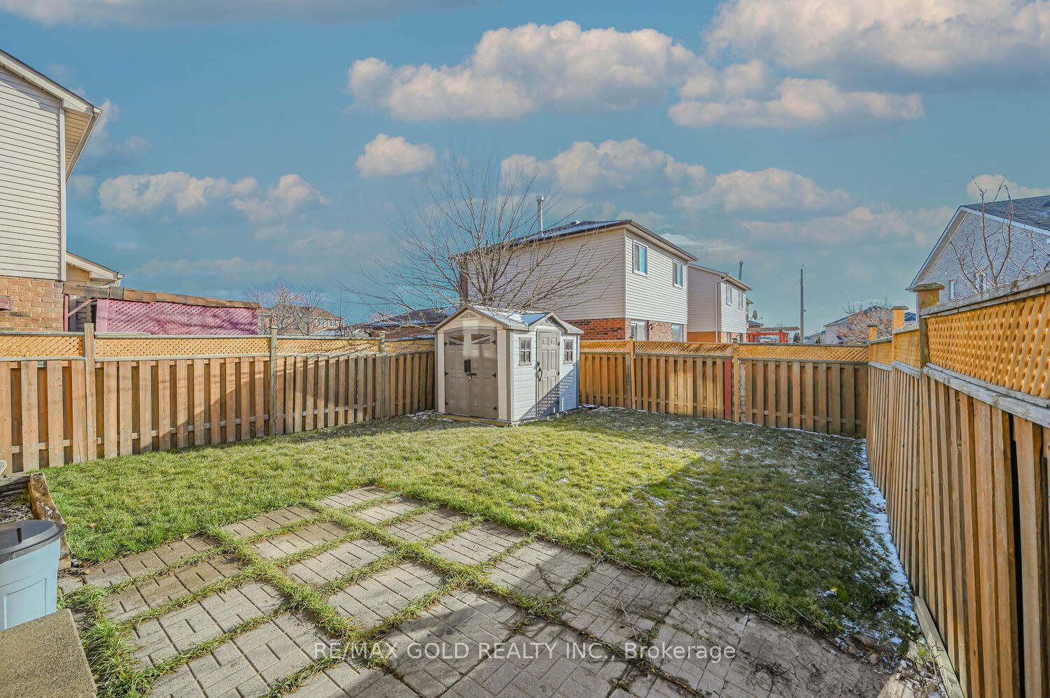 10 Stalbridge Ave