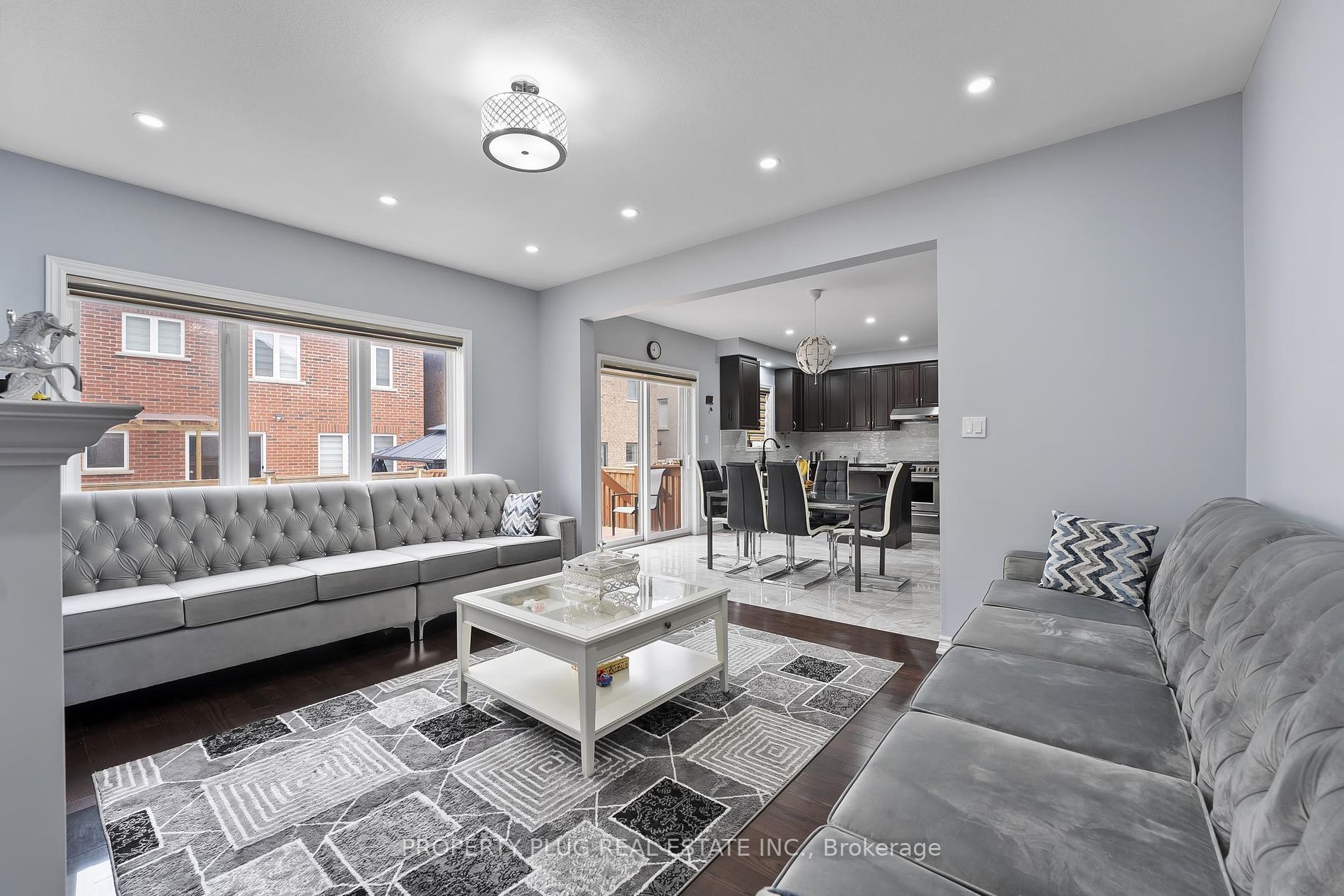 25 Hammerhead Road