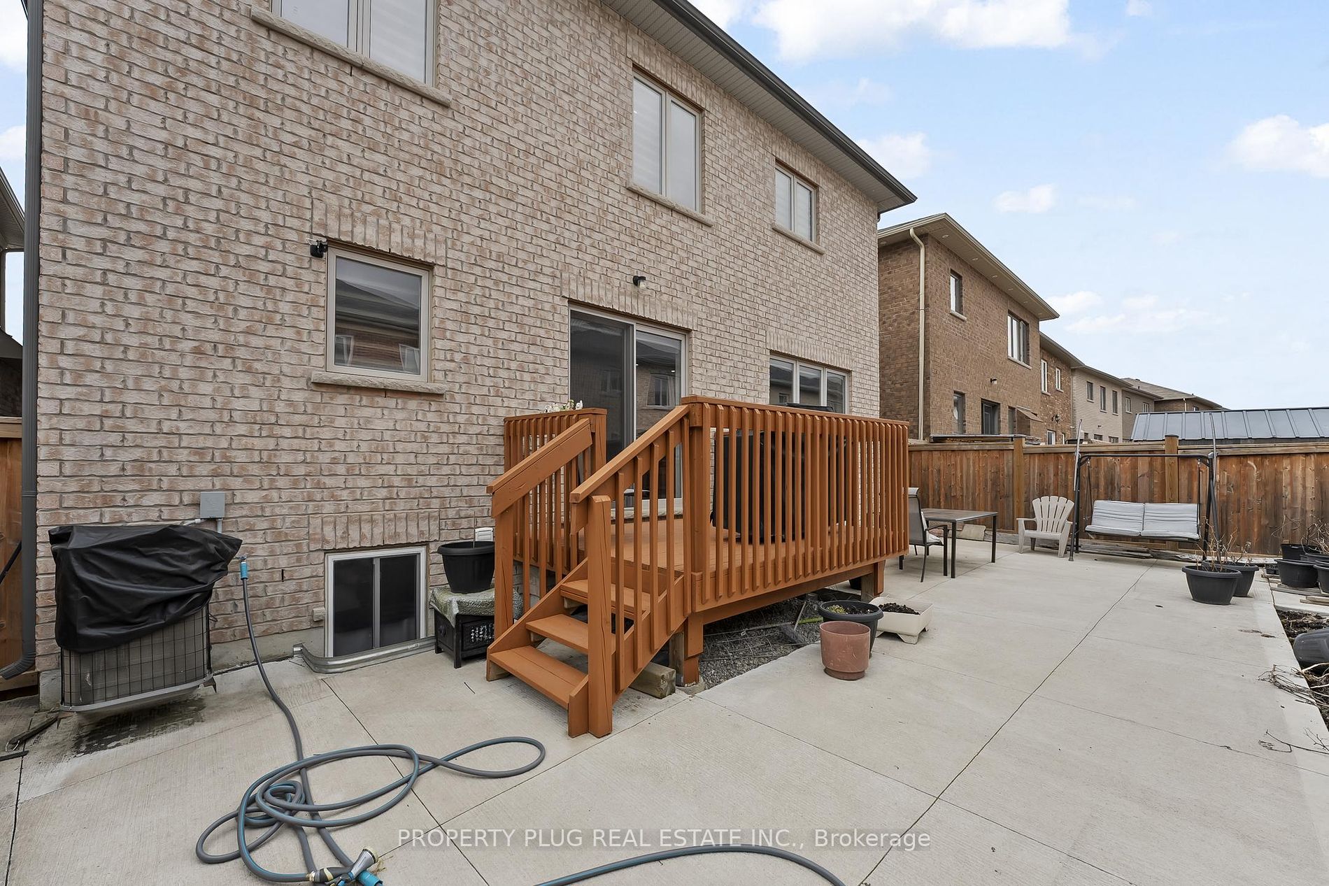 25 Hammerhead Road