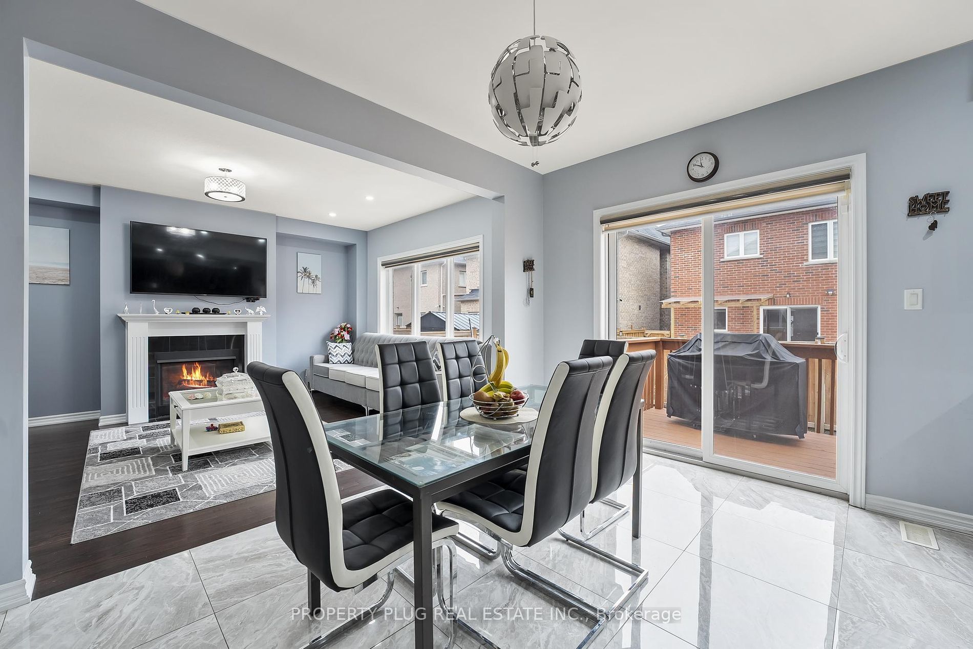 25 Hammerhead Road