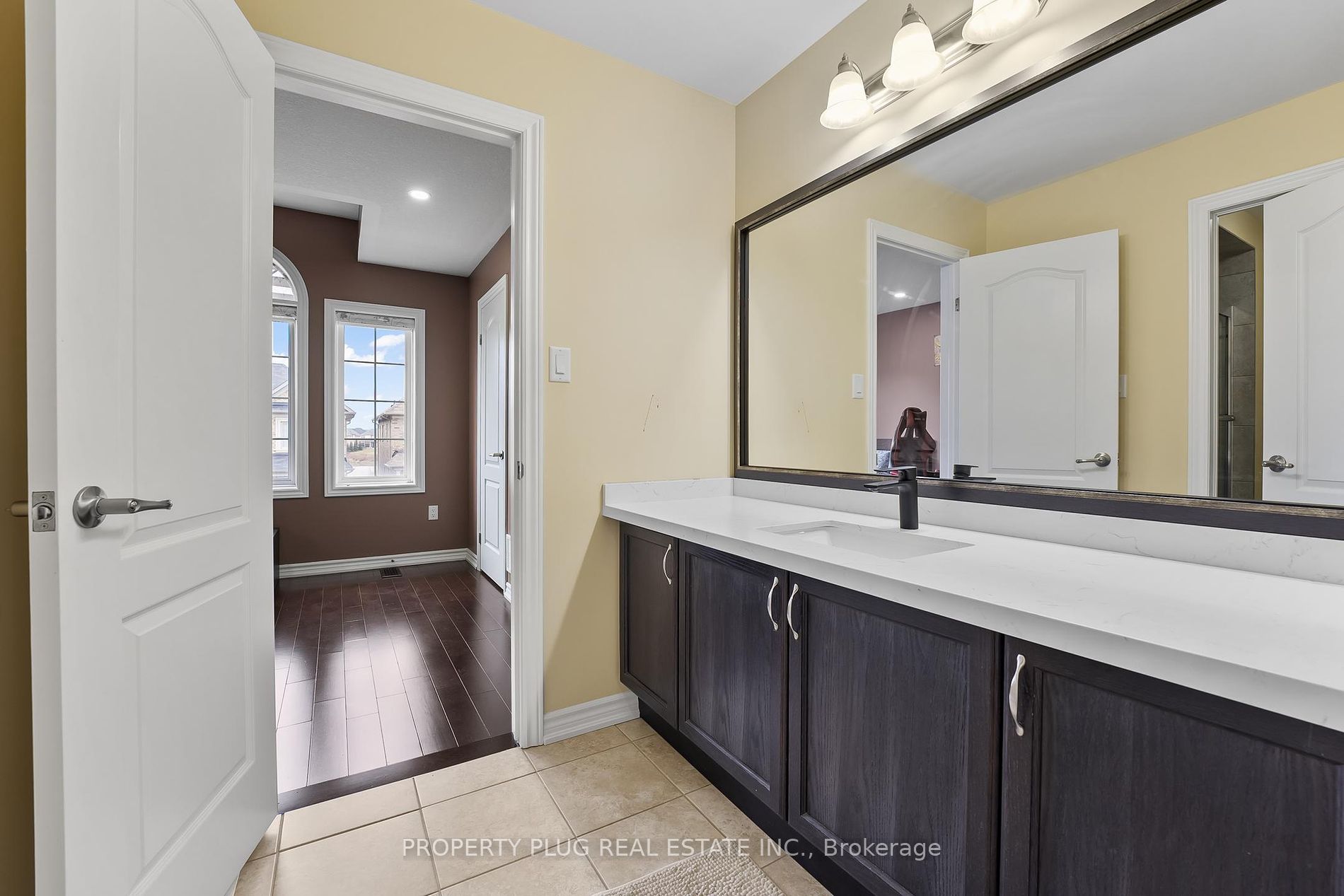 25 Hammerhead Road