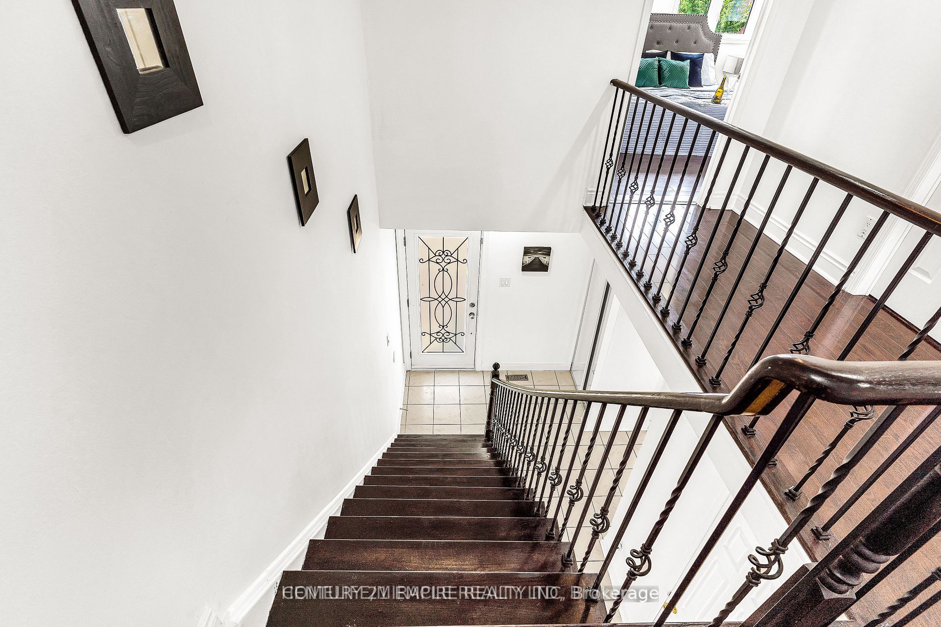 87 Sandmere Ave