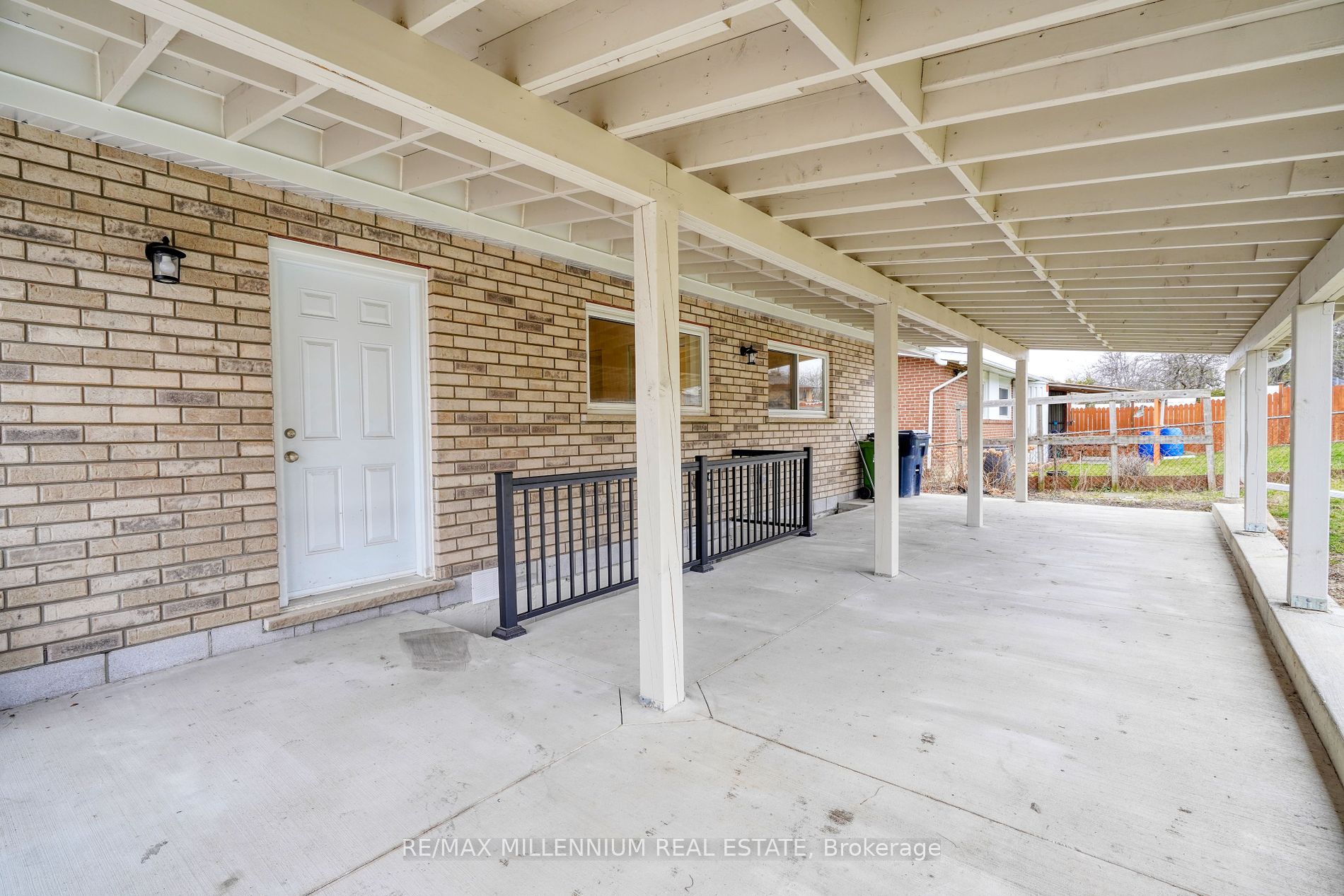 33 Orpington Crescent