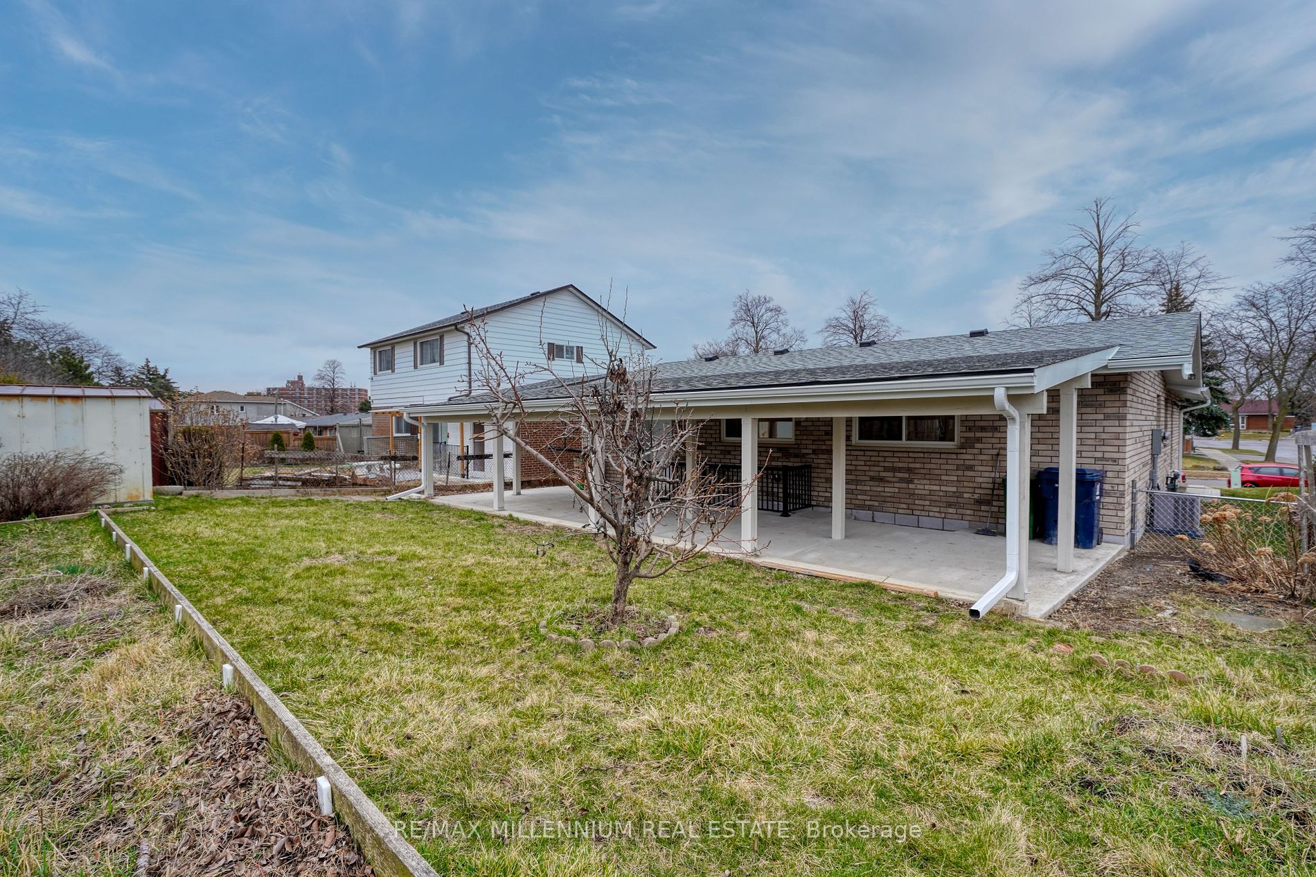 33 Orpington Crescent