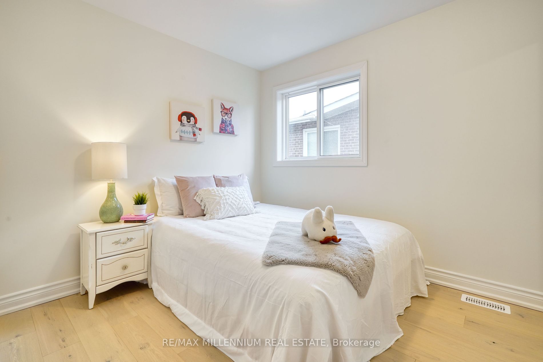 33 Orpington Crescent