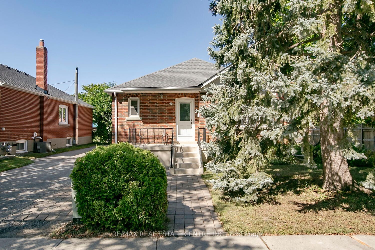 2 Gregory Street