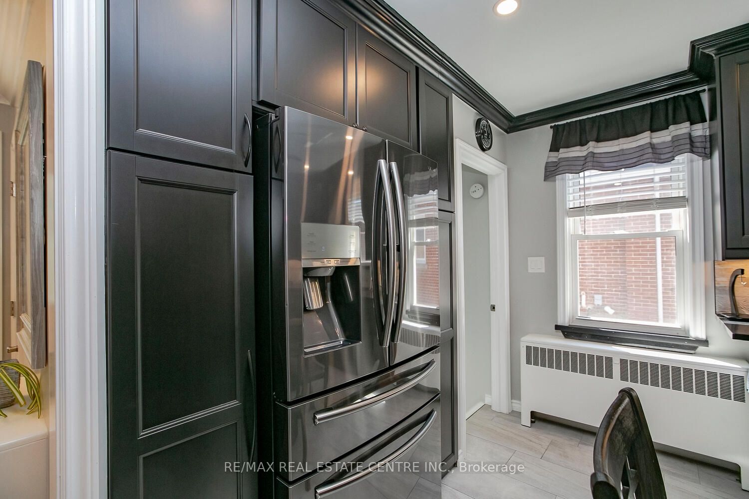 2 Gregory Street