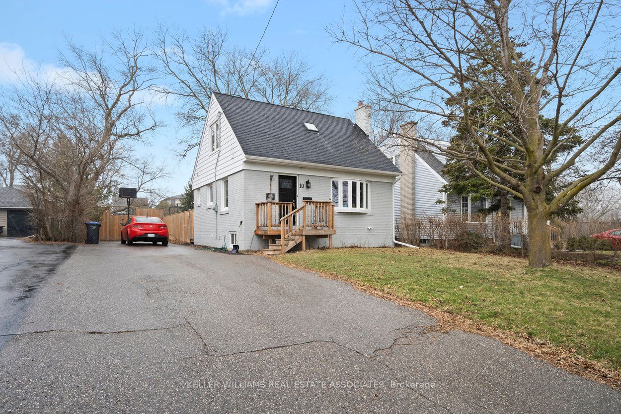 10 Joseph St