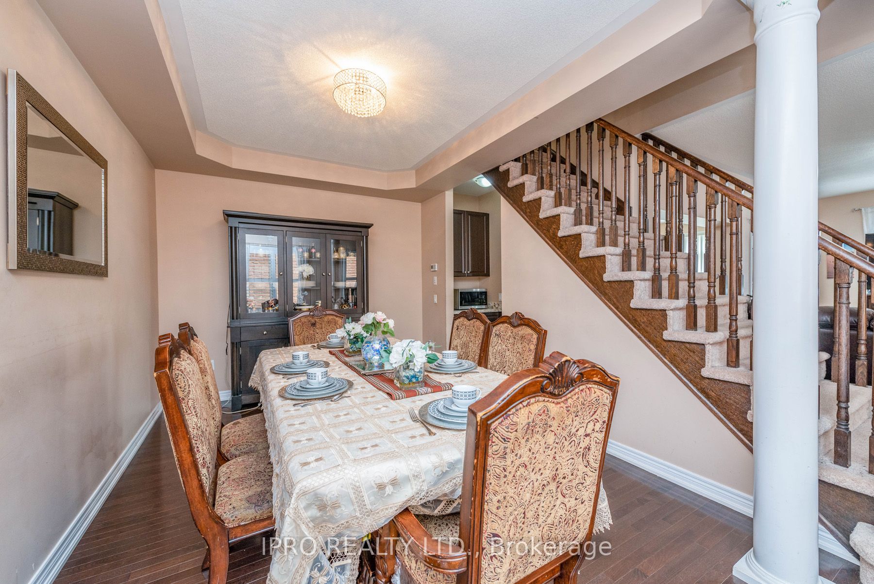 10 Tokara Avenue