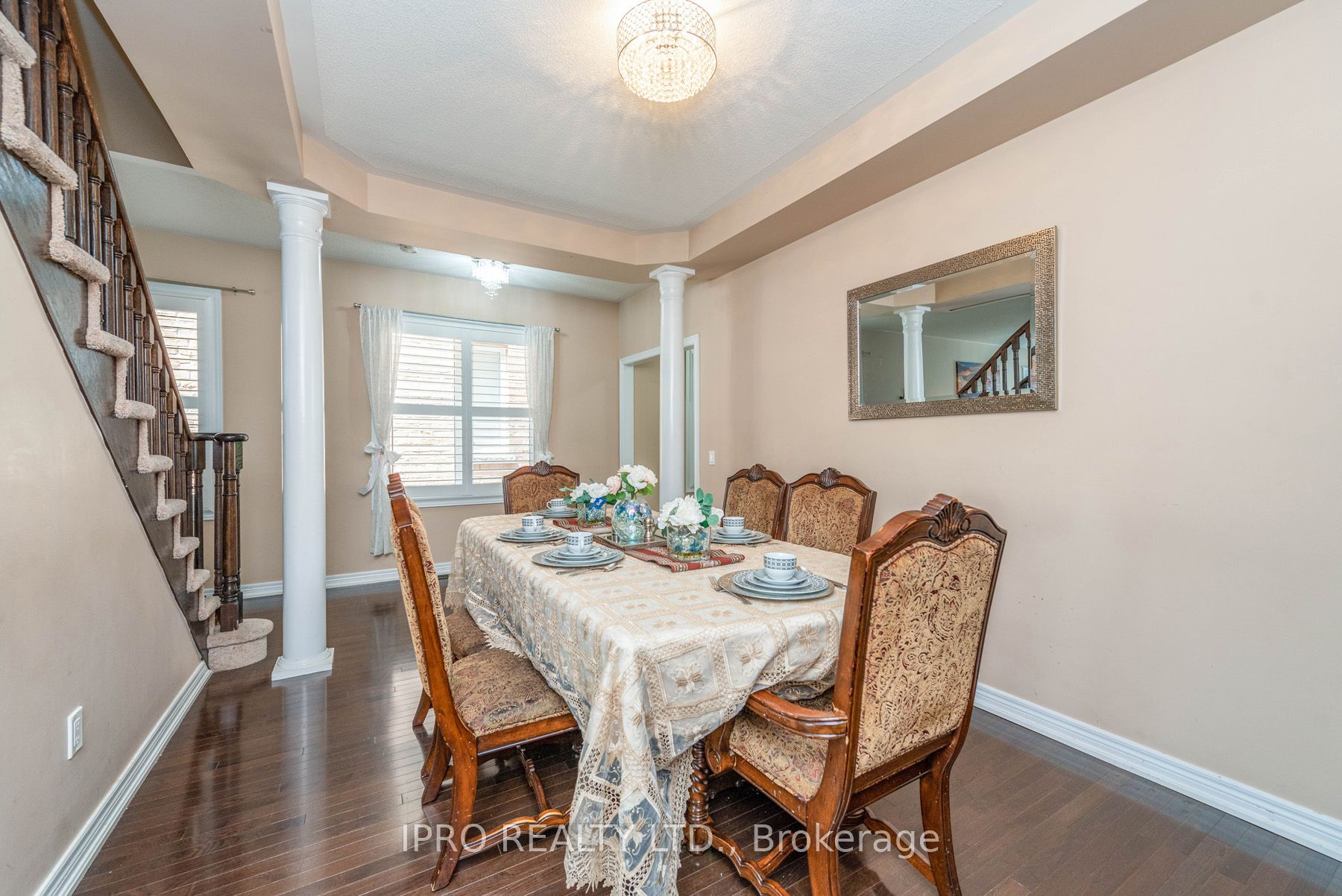 10 Tokara Avenue