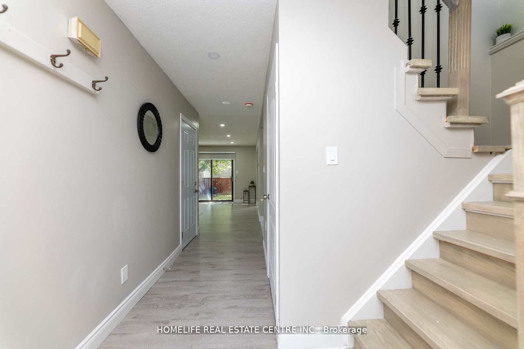 21 Mount Pleasant Dr