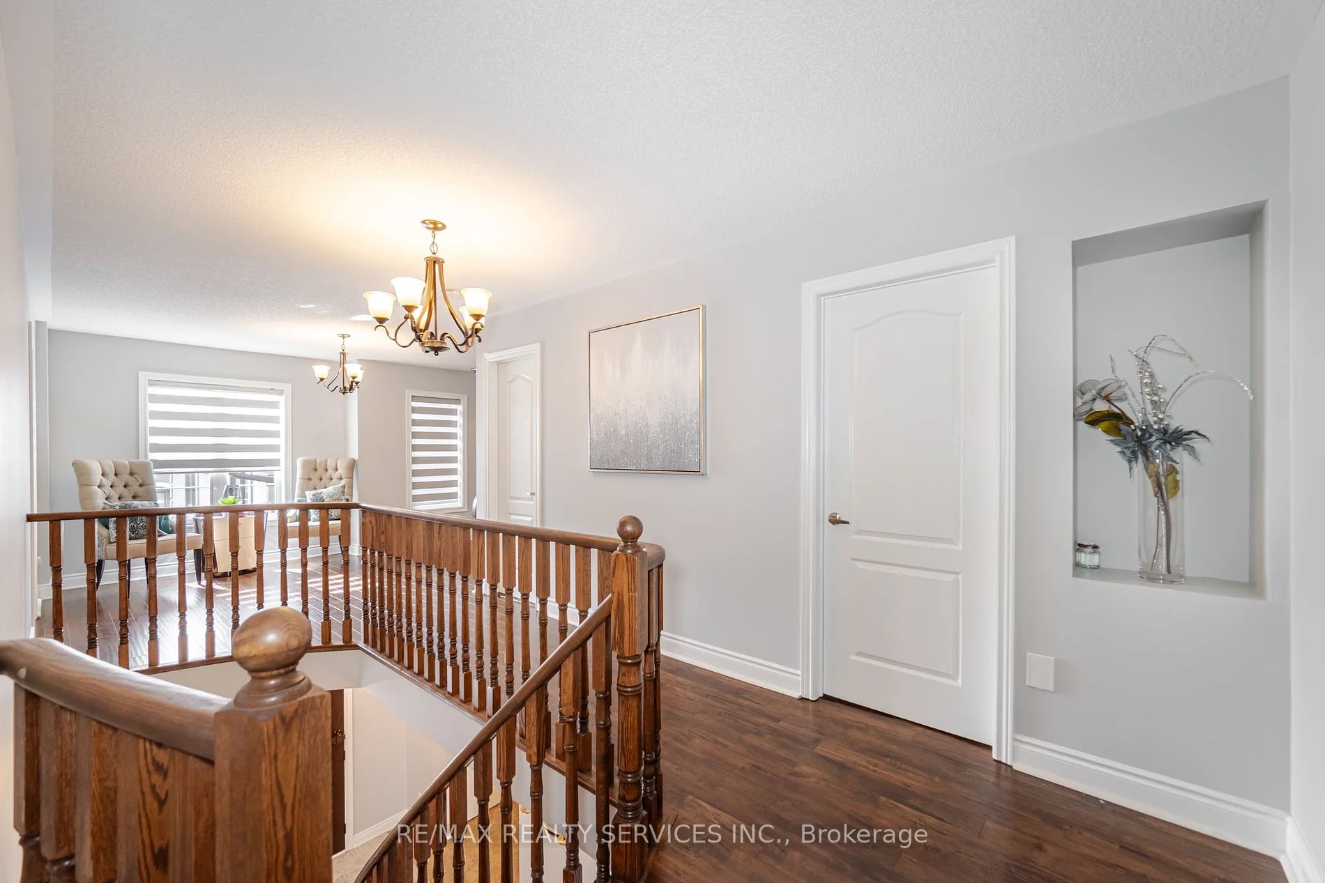 7 Odeon St