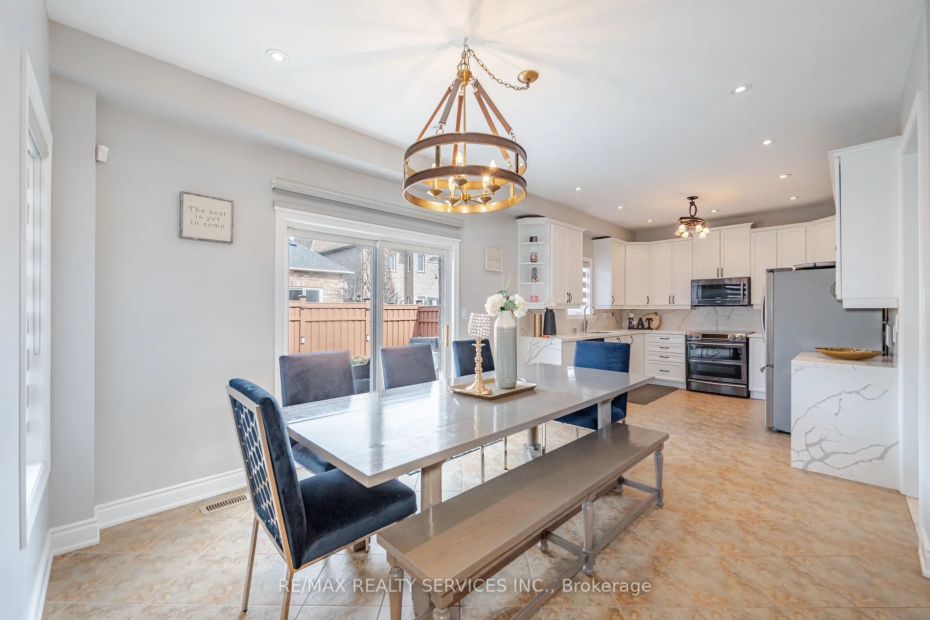 7 Odeon St