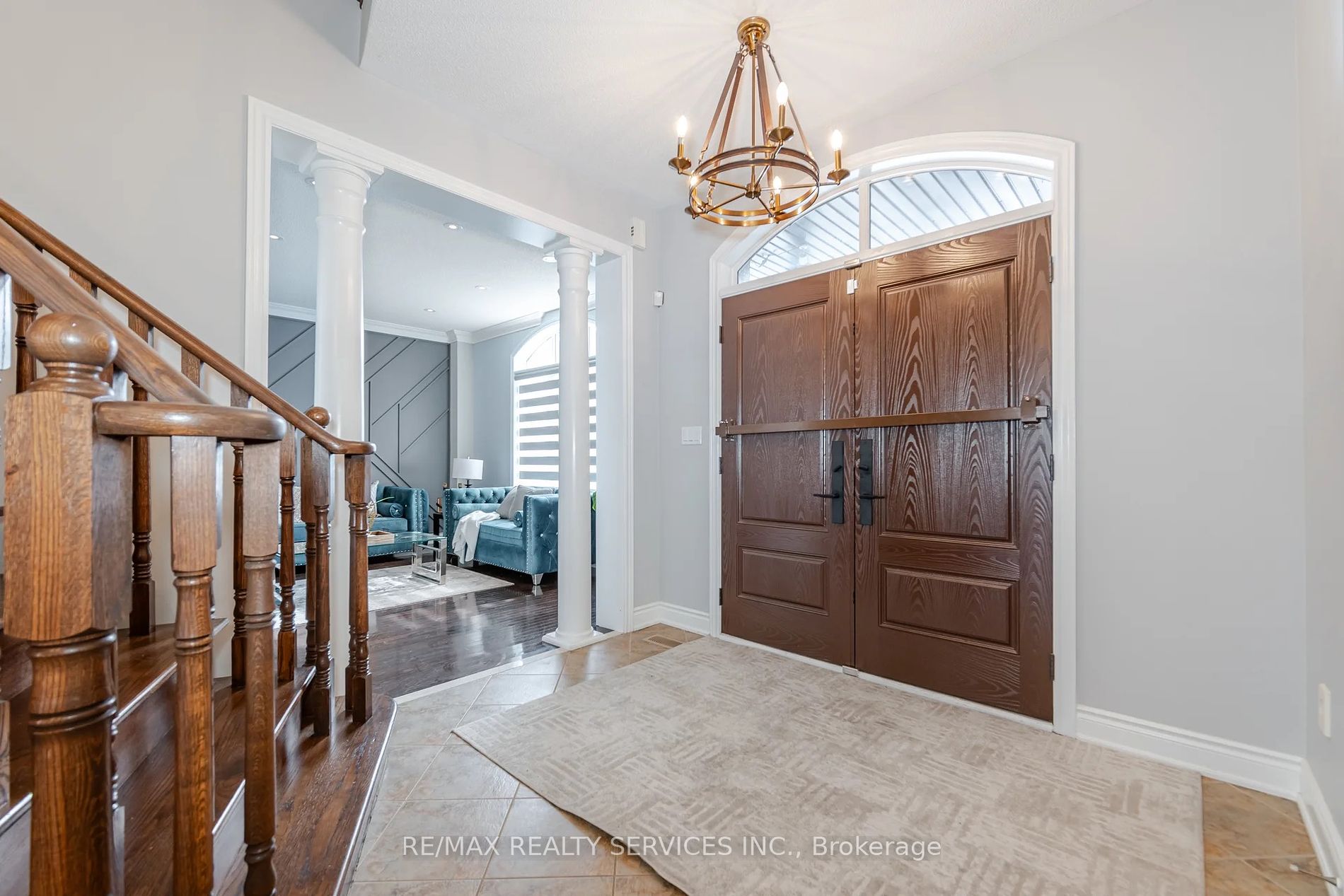 7 Odeon St