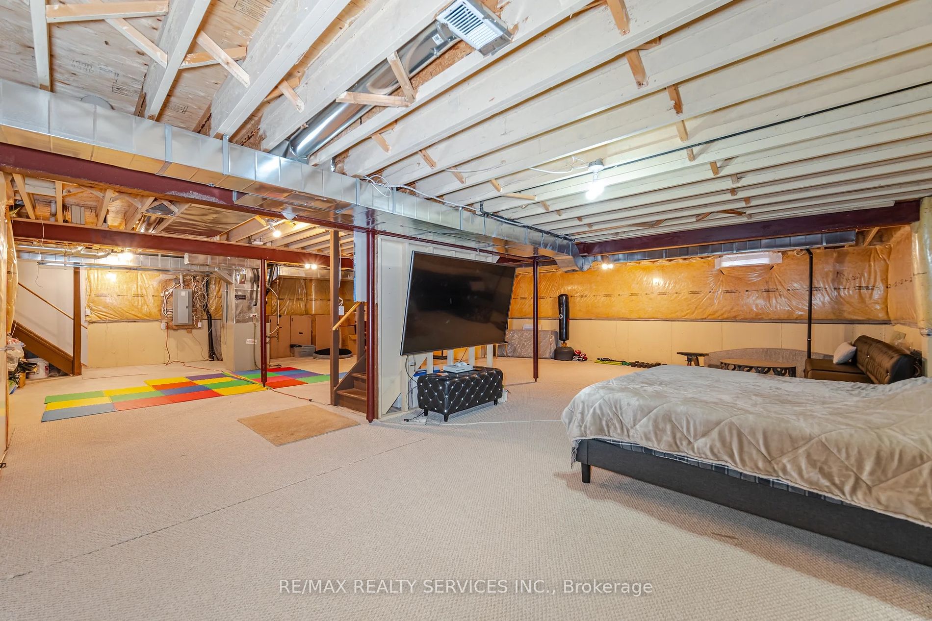 7 Odeon St