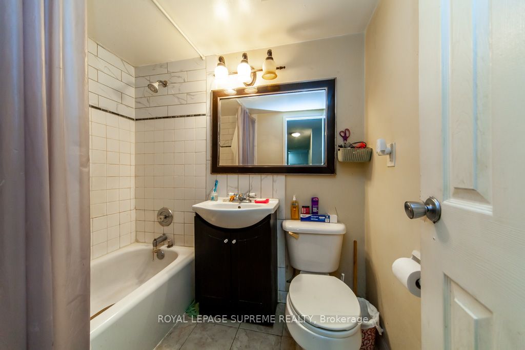 50 Lotherton Ptwy, #1006