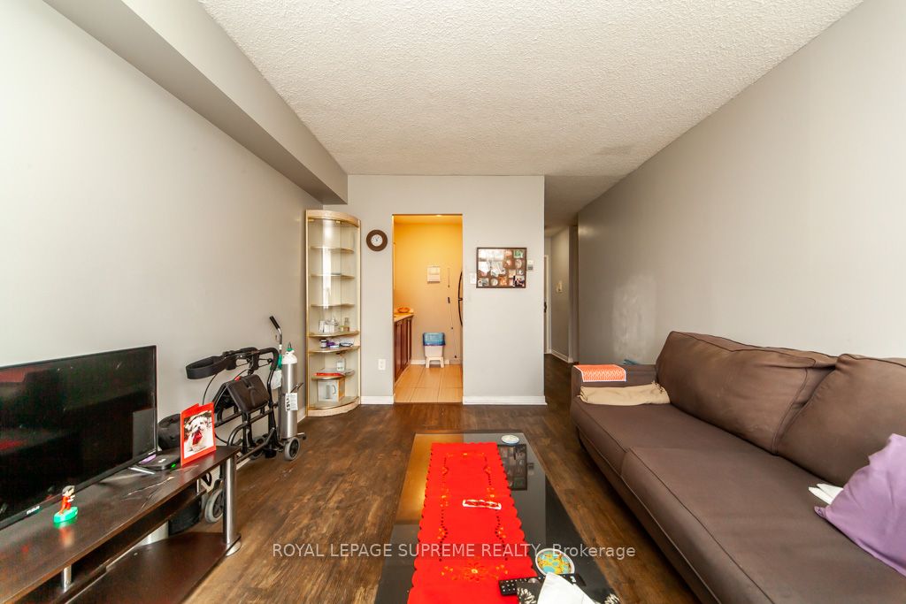 50 Lotherton Ptwy, #1006