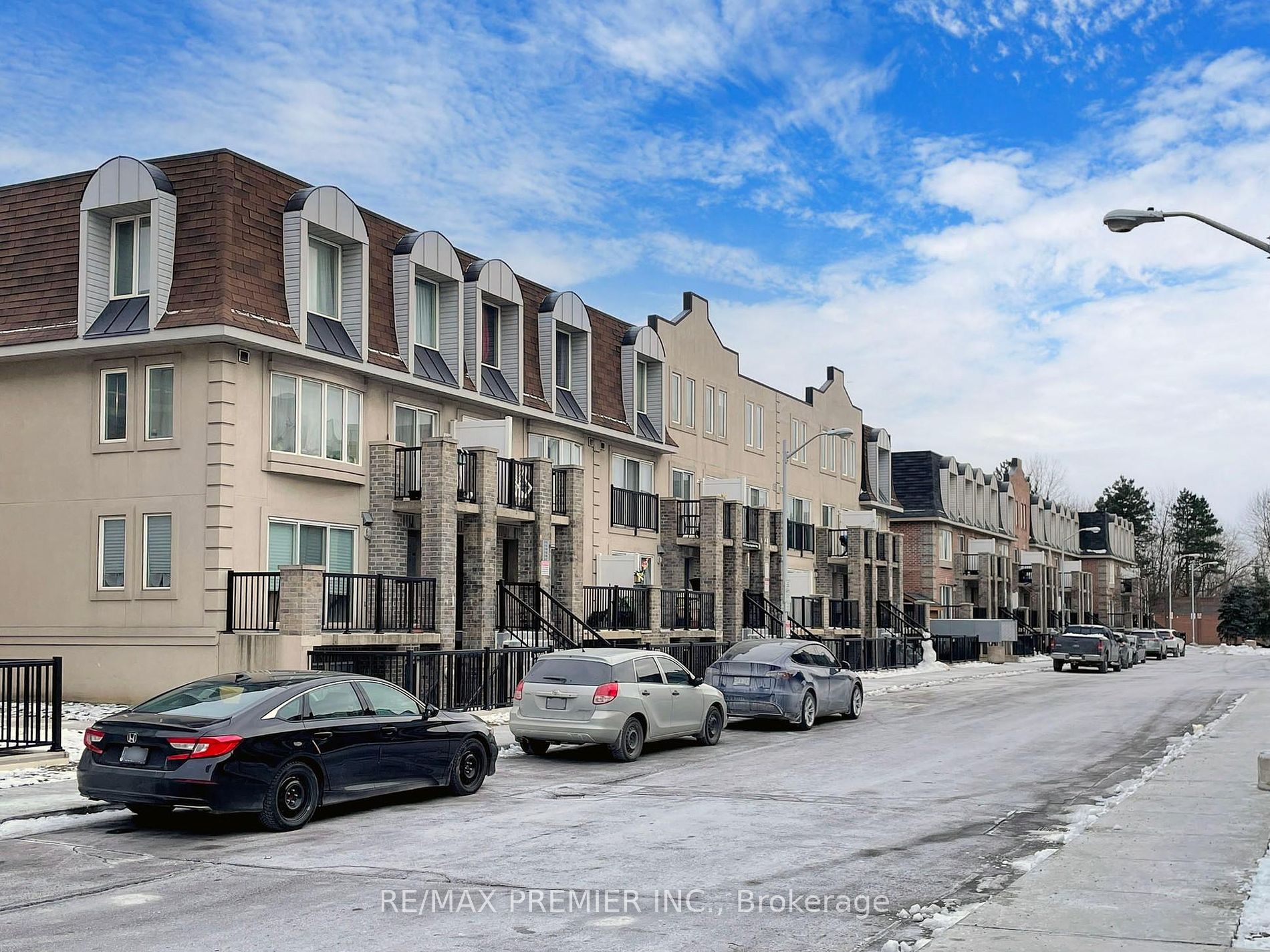 105 George Appleton Way, #2152