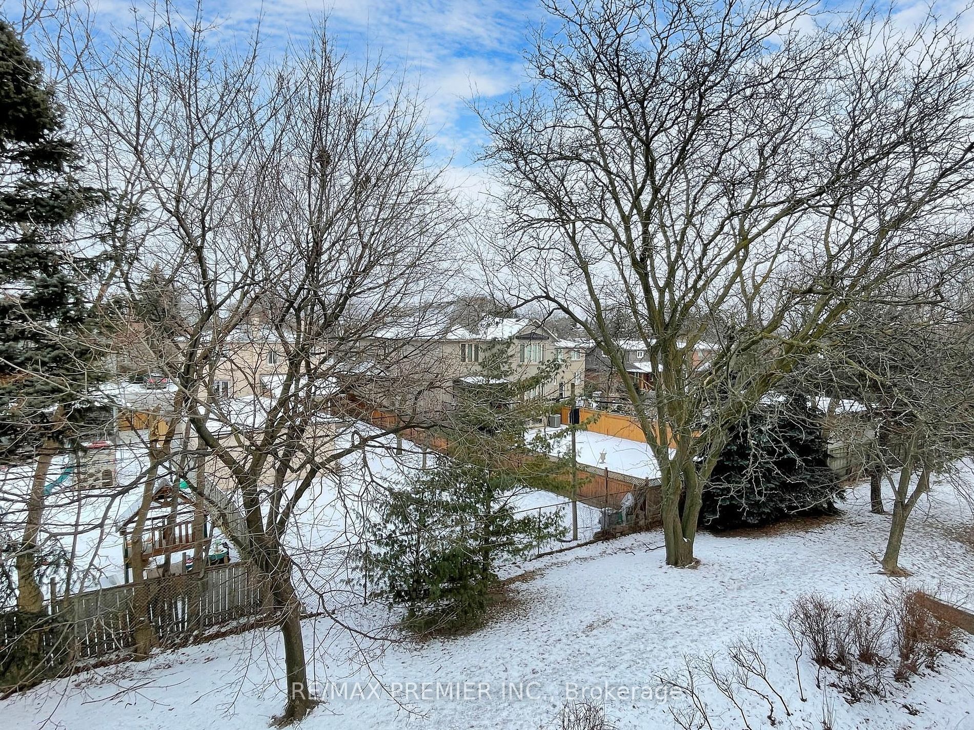 105 George Appleton Way, #2152